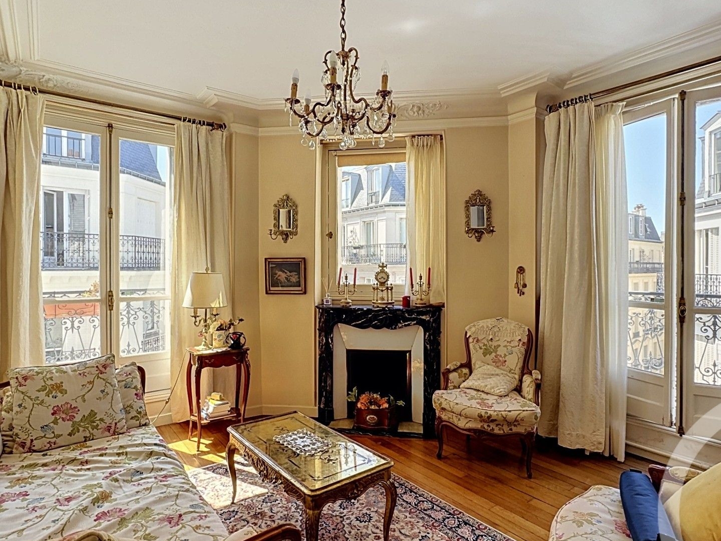 Appartement à vendre - 4 pièces - 73m2 - Paris 15e (75015)