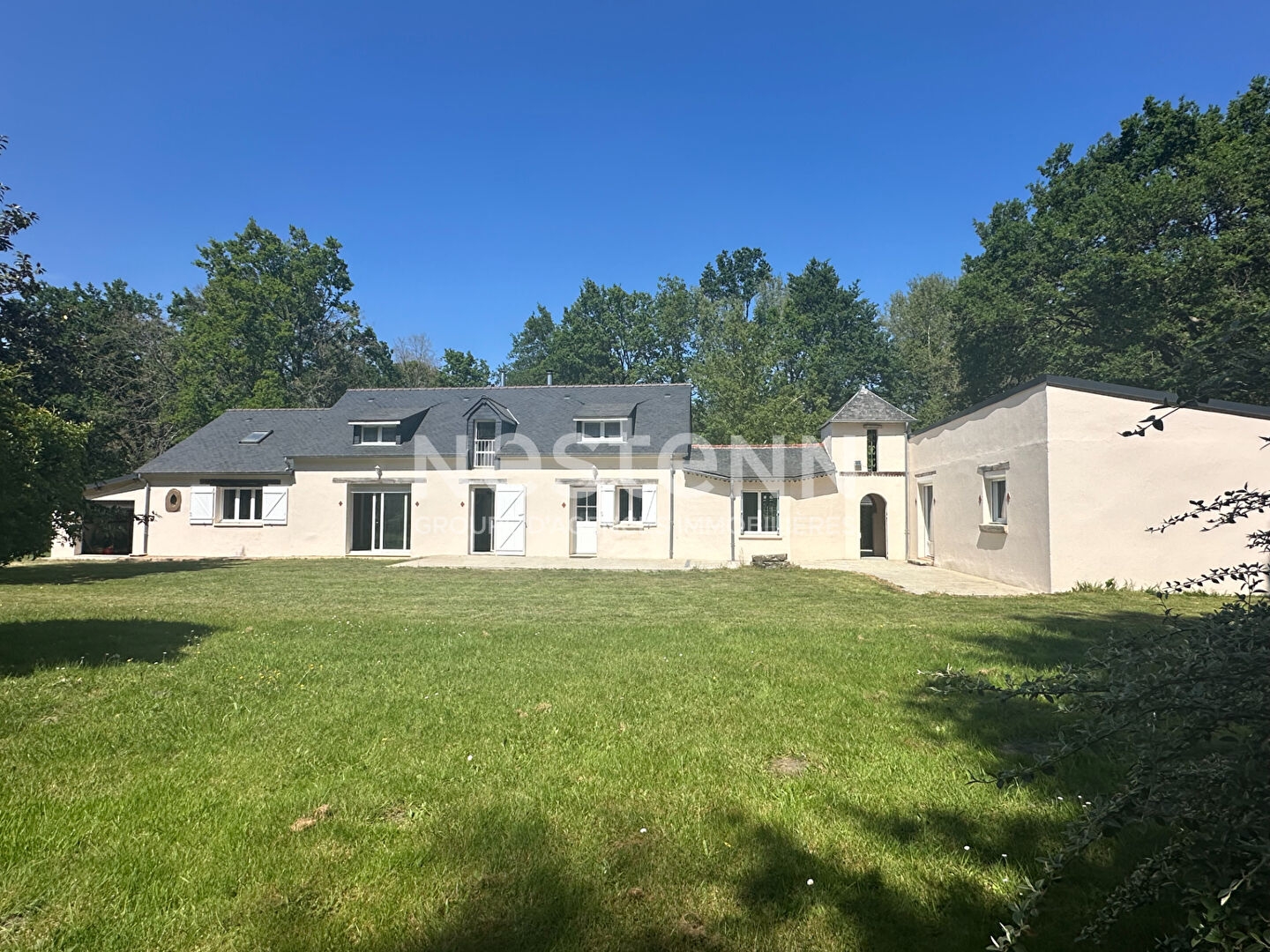Maison à vendre - 7 pièces - 178m2 - Cérans-Foulletourte (72330)