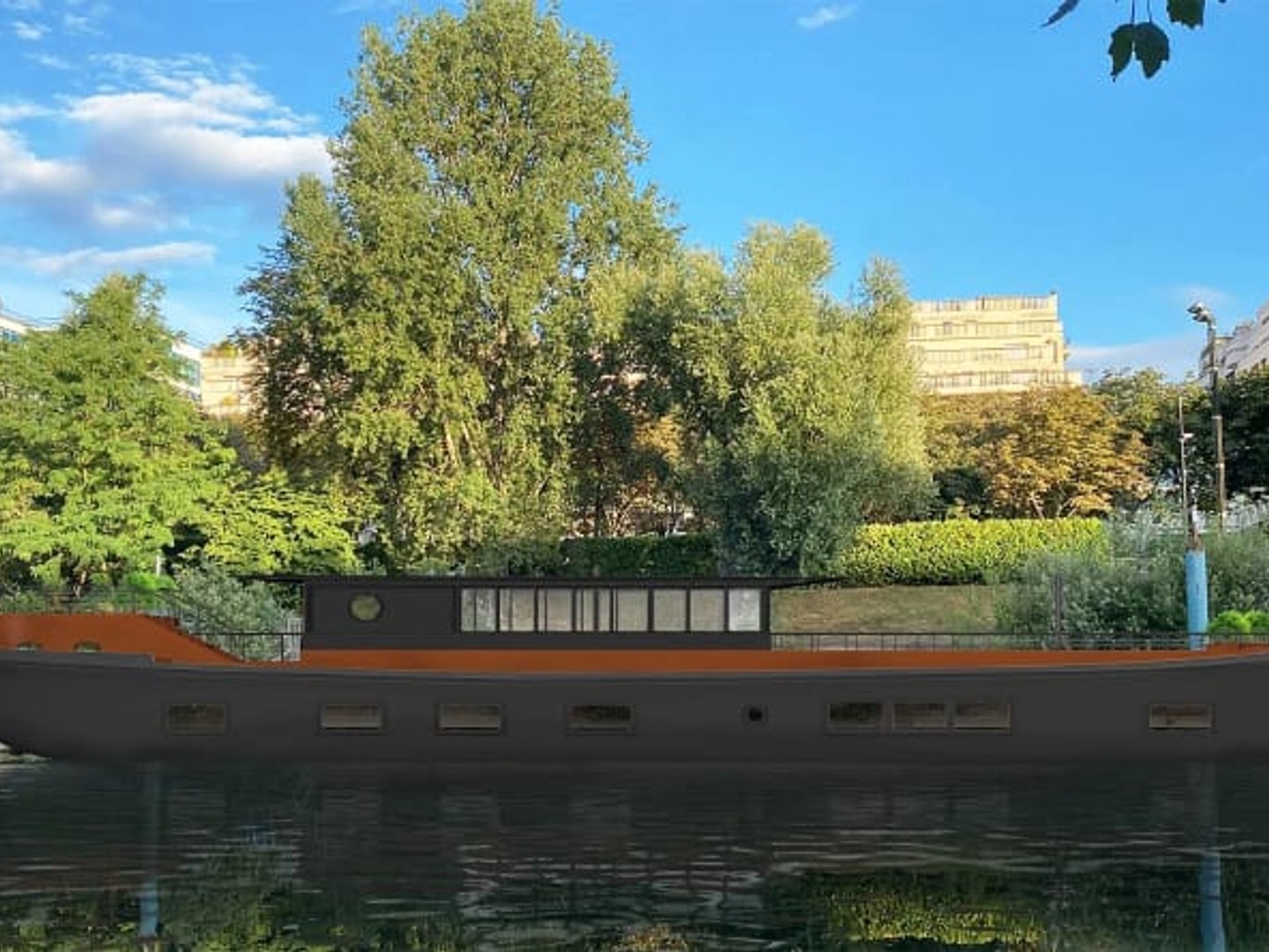 Péniche 7 pièces 210 m²