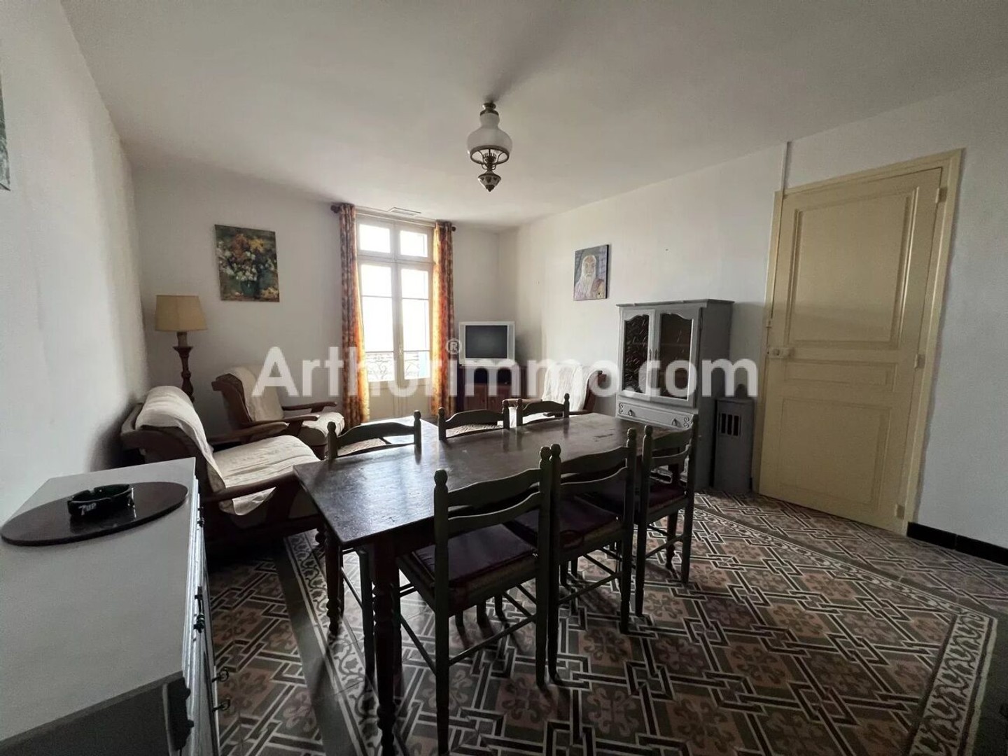 Maison 4 pièces 247 m²