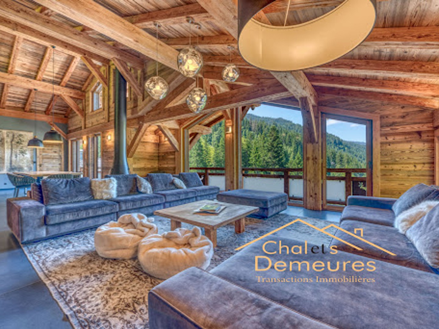 Maison 9 pièces 274 m²