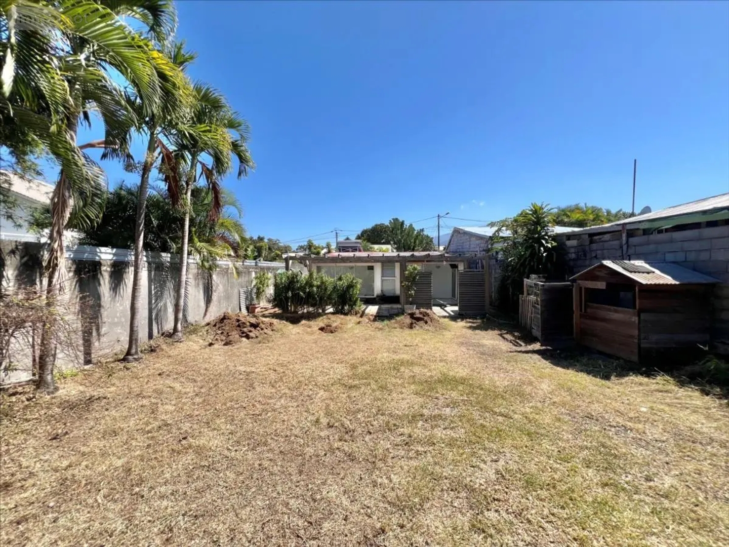 Maison à vendre - 3 pièces - 88m2 - Saint-Pierre (97410)