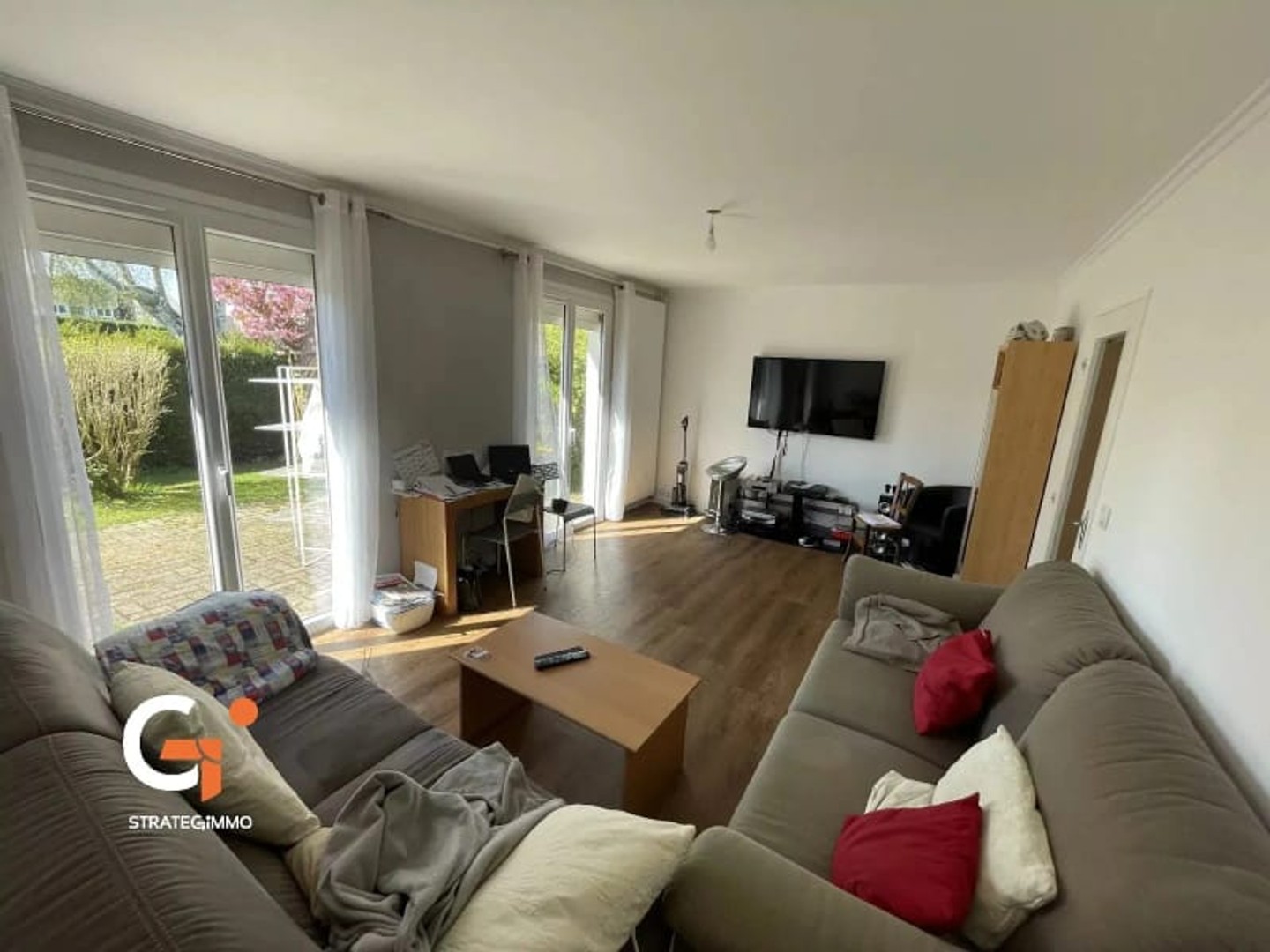 Maison à vendre - 2 pièces - 102m2 - Grand Bourgtheroulde (27520)