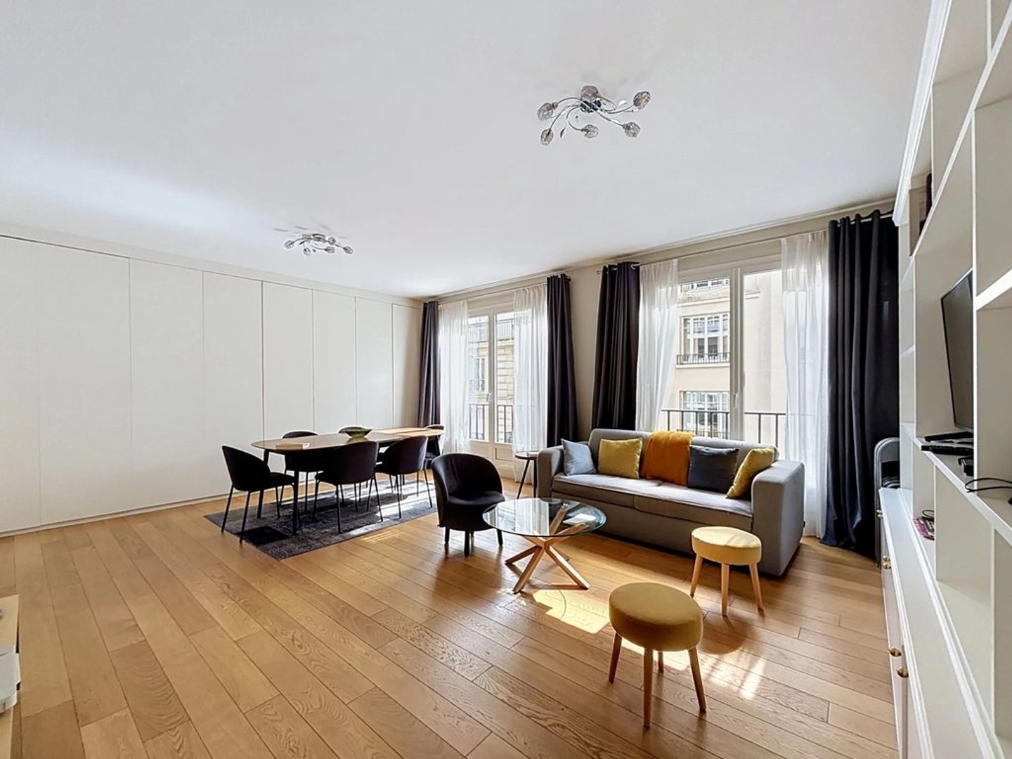 Appartement à vendre - 4 pièces - 73m2 - Paris 16e (75016)