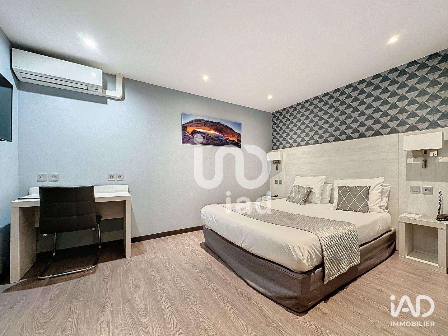 Locaux à vendre - 1750m2 - Tarbes (65000)