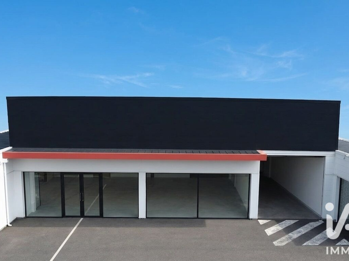 Magasin à vendre - 1 pièce - 558m2 - Parentis-En-Born (40160)