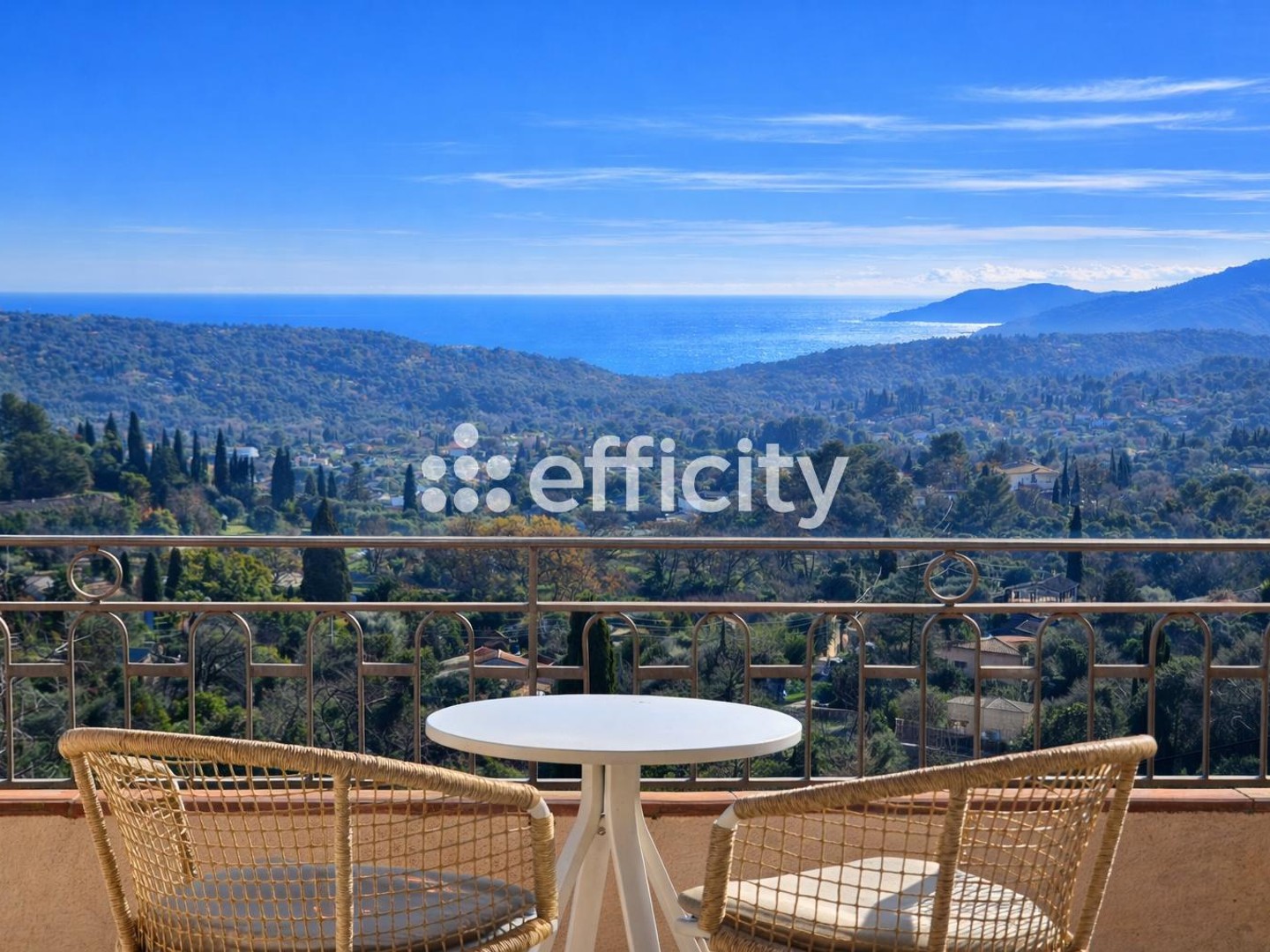 Maison 6 pièces 235 m²