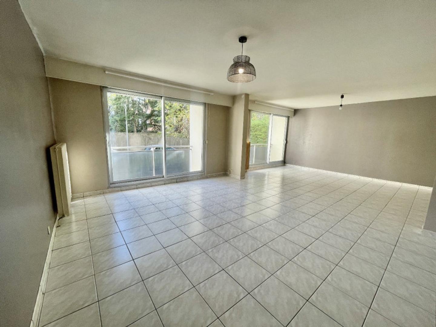 Appartement à vendre - 3 pièces - 96m2 - Millau (12100)