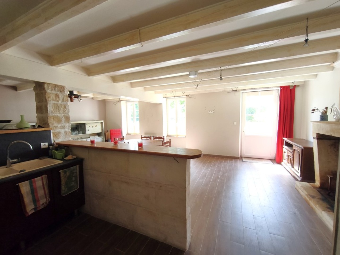 Maison à vendre - 6 pièces - 170m2 - Berneuil (17460)