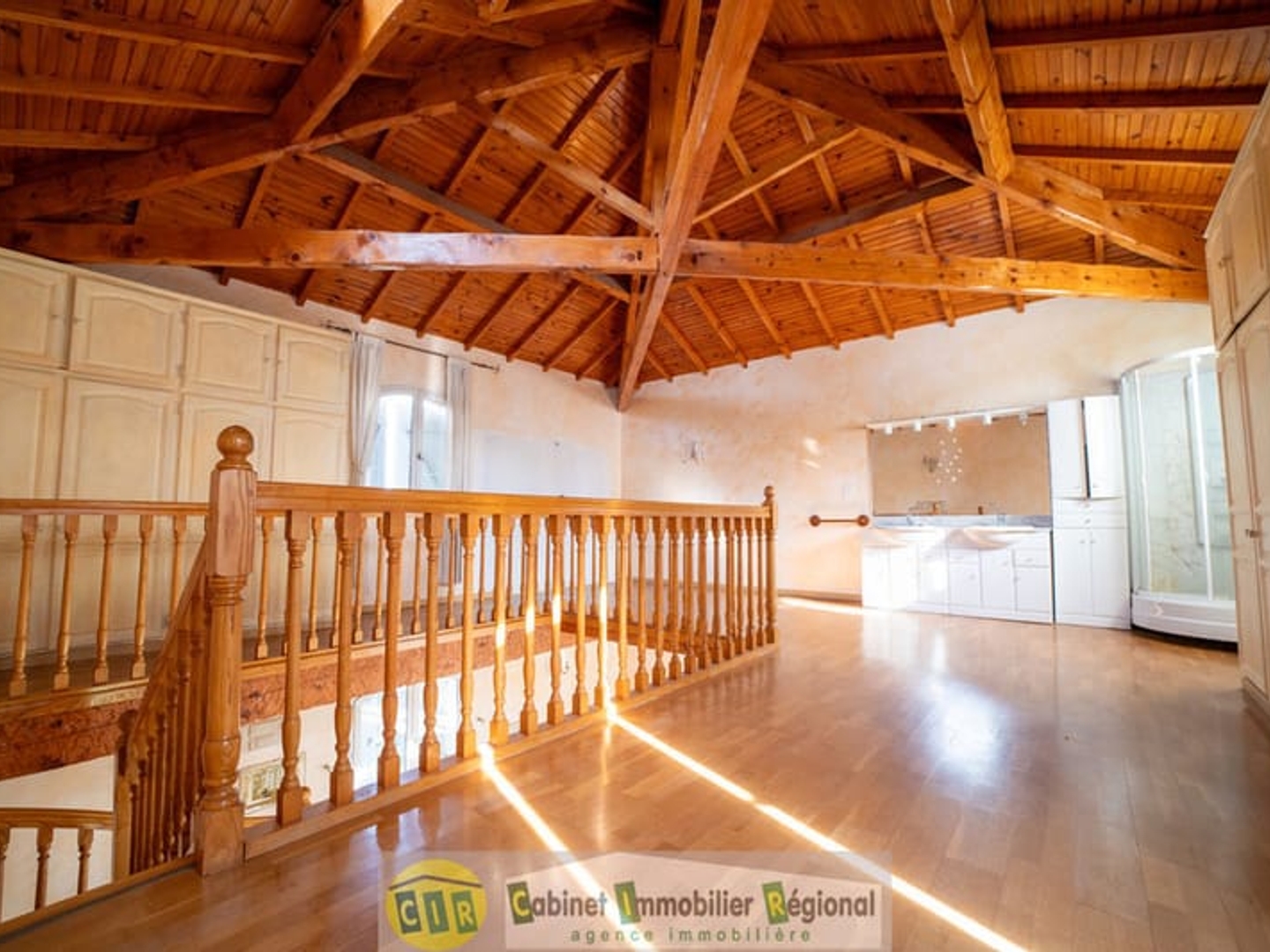 Maison à vendre - 5 pièces - 189m2 - Saint-Romain-De-J... (38460)