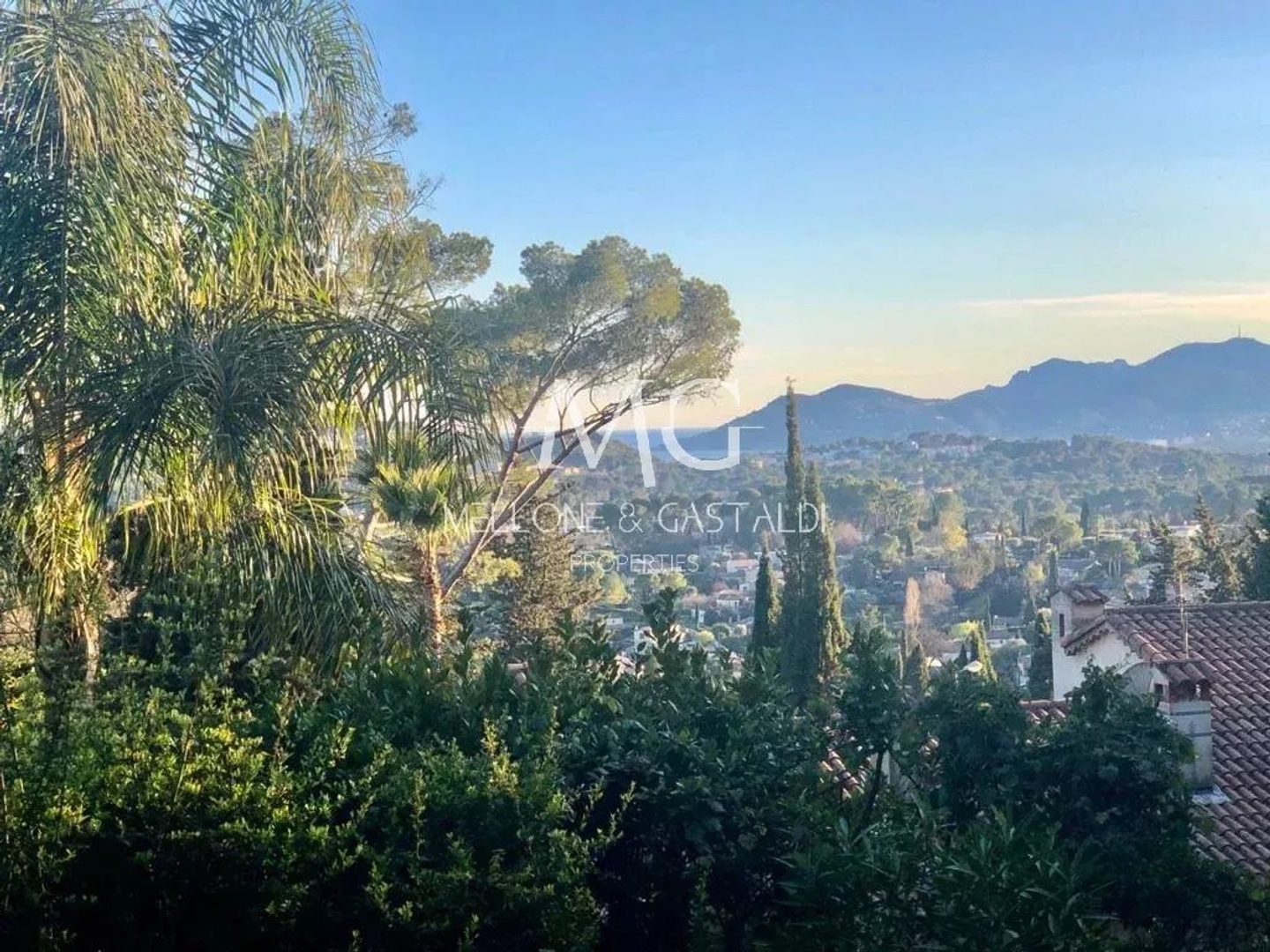 Maison à vendre - 6 pièces - 180m2 - Mougins (06250)