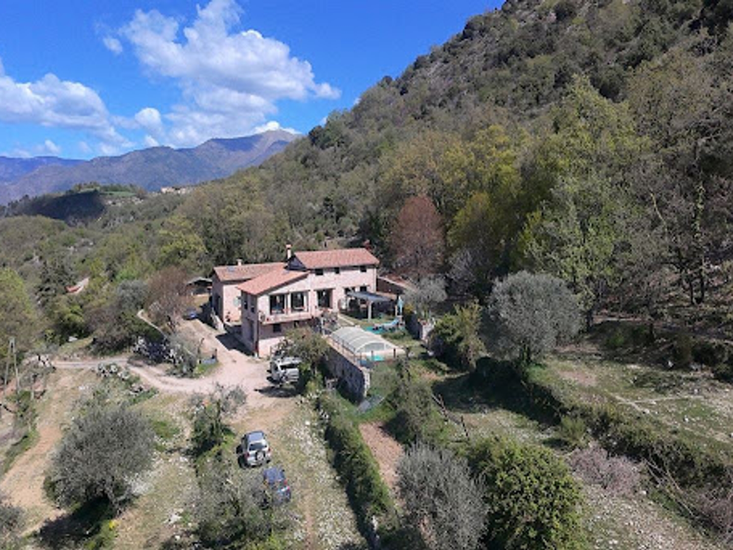 Maison 9 pièces 321 m²