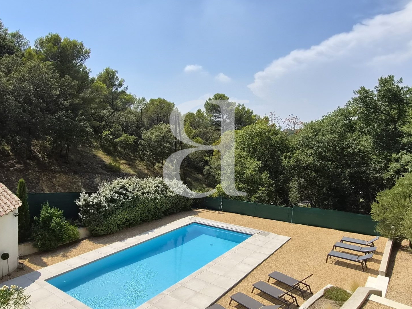 Maison à vendre - 7 pièces - 140m2 - Rochegude (26790)