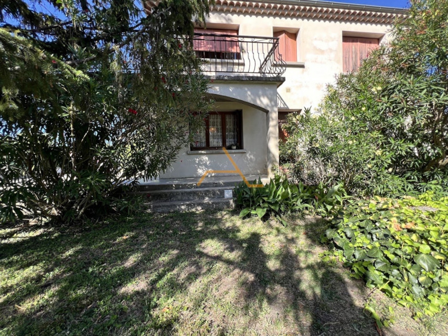 Maison à vendre - 8 pièces - 168m2 - La Bégude-De-Mazenc (26160)