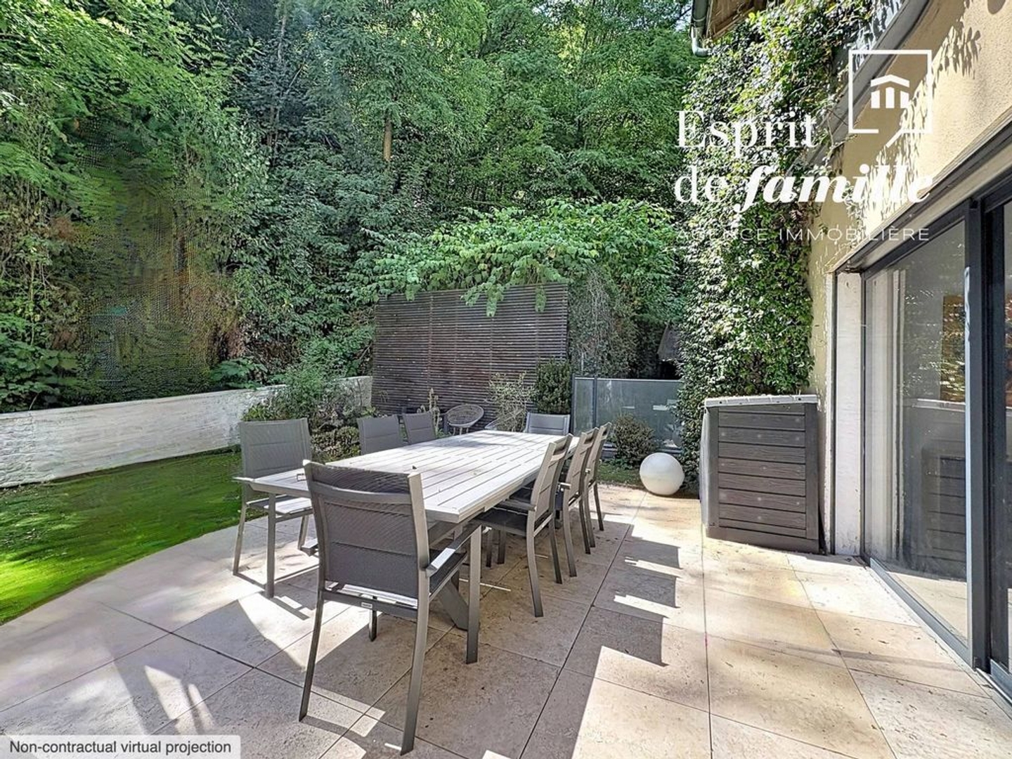 Appartement à vendre - 4 pièces - 163m2 - Saint-Didier-Au-M... (69370)
