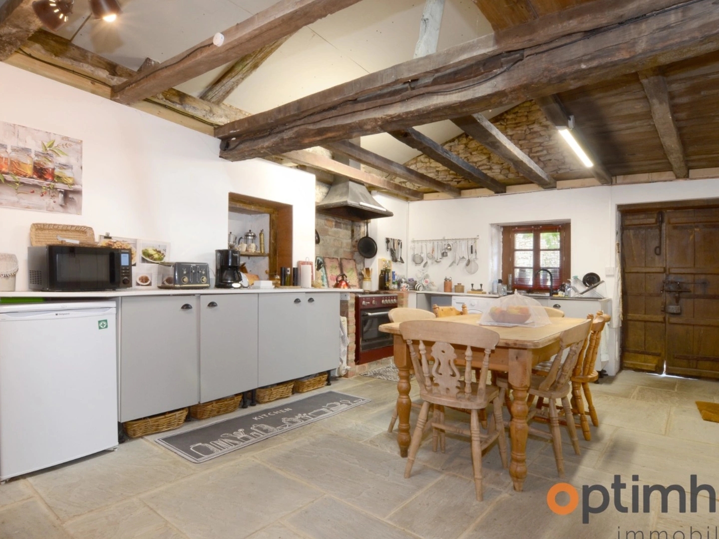 Maison à vendre - 4 pièces - 127m2 - Saint-Laurent-De-... (16450)