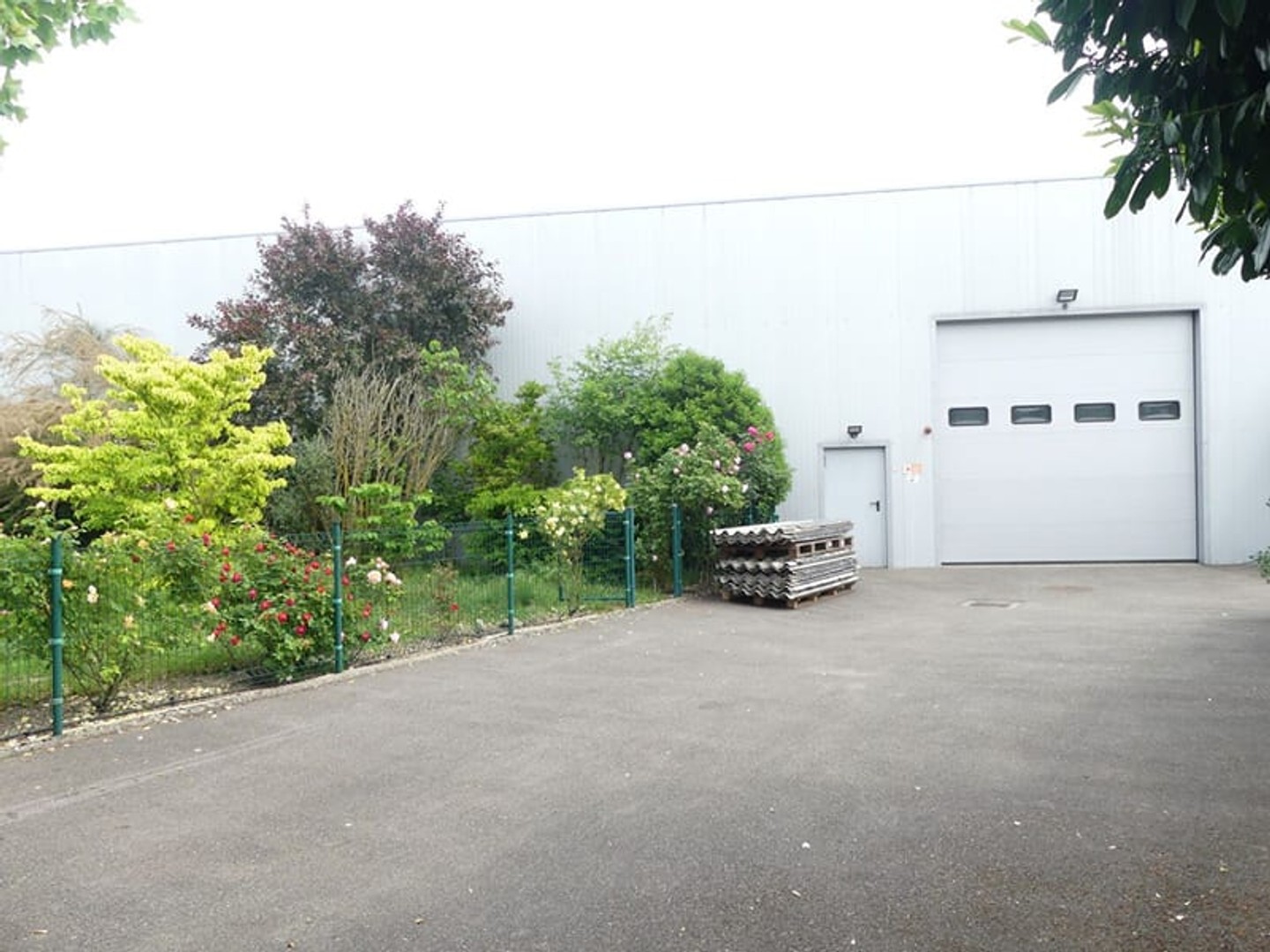 Bureaux à vendre - 4 pièces - 575m2 - Cernay (68700)
