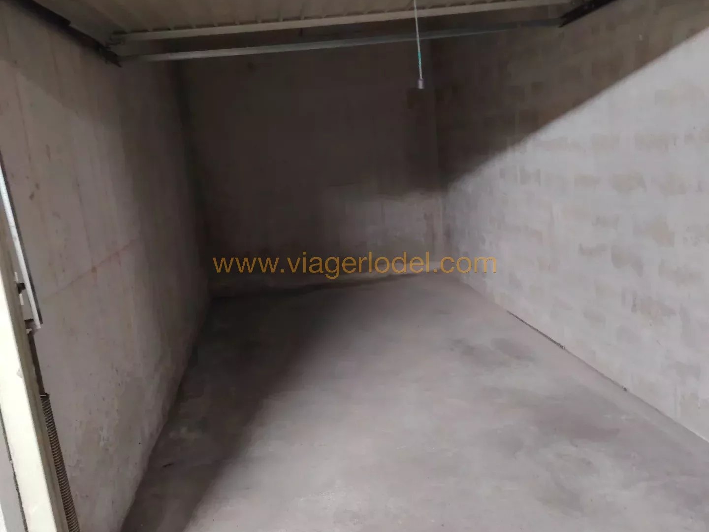 Parking / garage / box à vendre - Nice (06100)