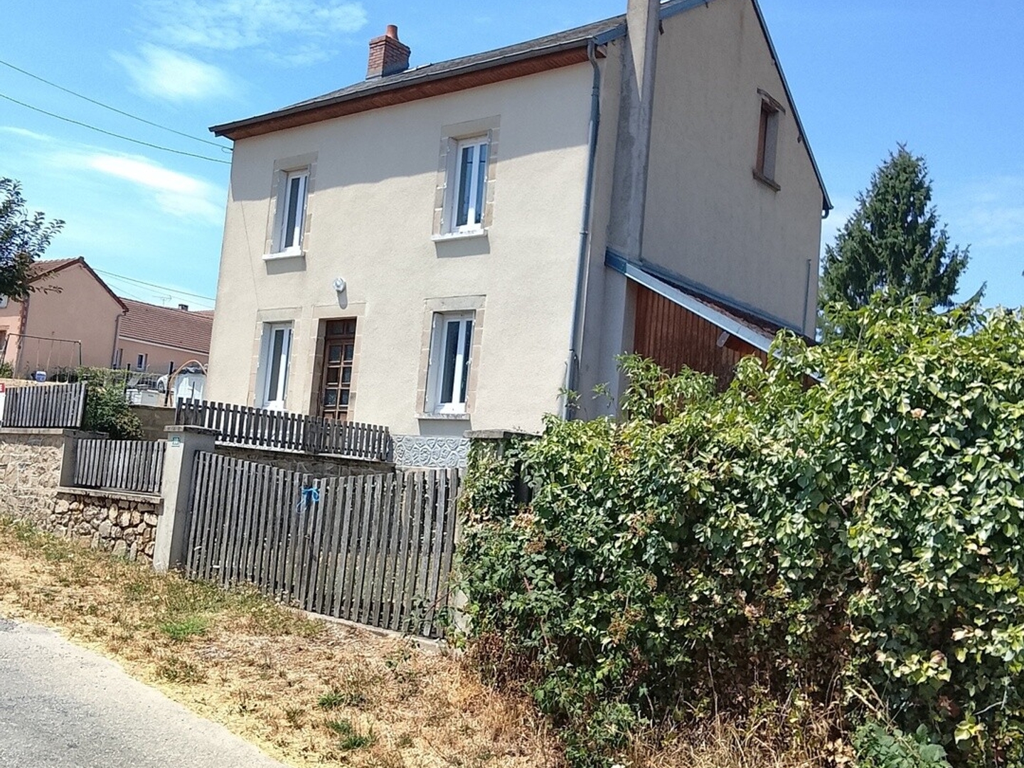 Maison à vendre - 4 pièces - 98m2 - Reterre (23110)