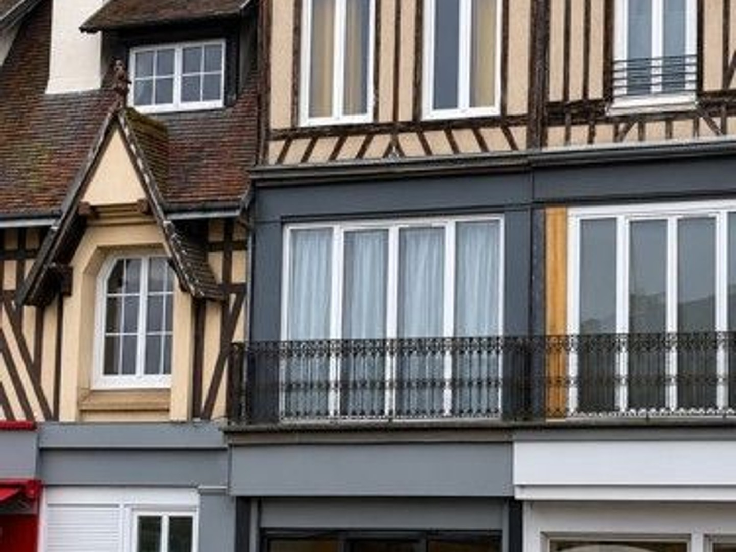 Immeuble 200 m²