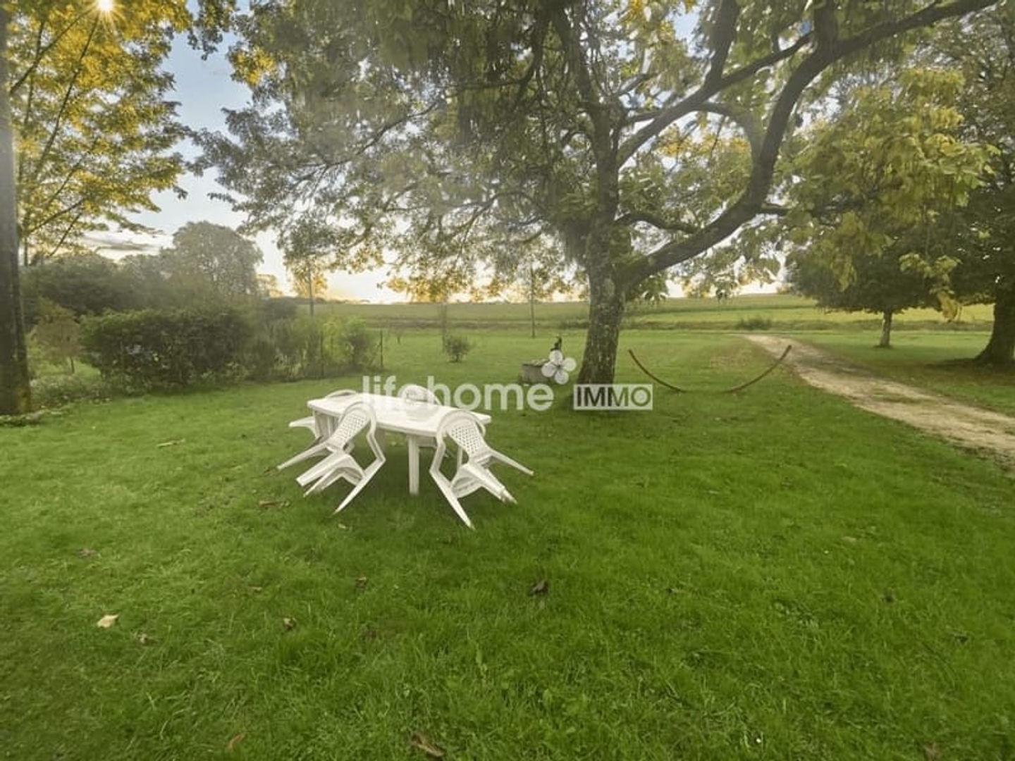 Maison à vendre - 4 pièces - 131m2 - Vicq-Sur-Nahon (36600)