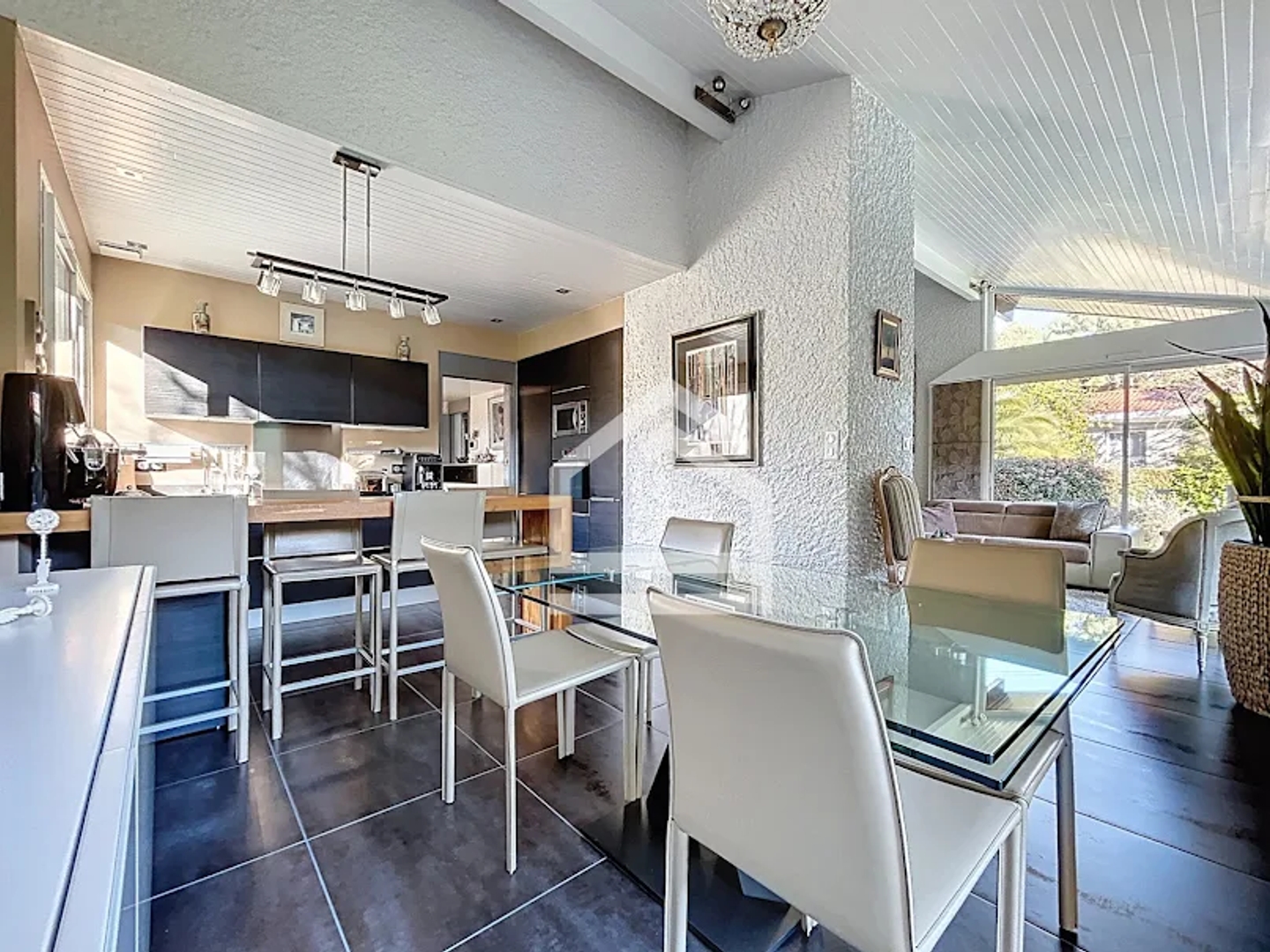 Maison à vendre - 6 pièces - 160m2 - Mérignac (33700)