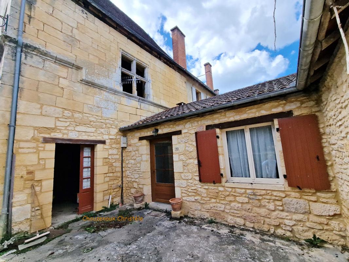 Immeuble à vendre - 8 pièces - 220m2 - Sergeac (24290)