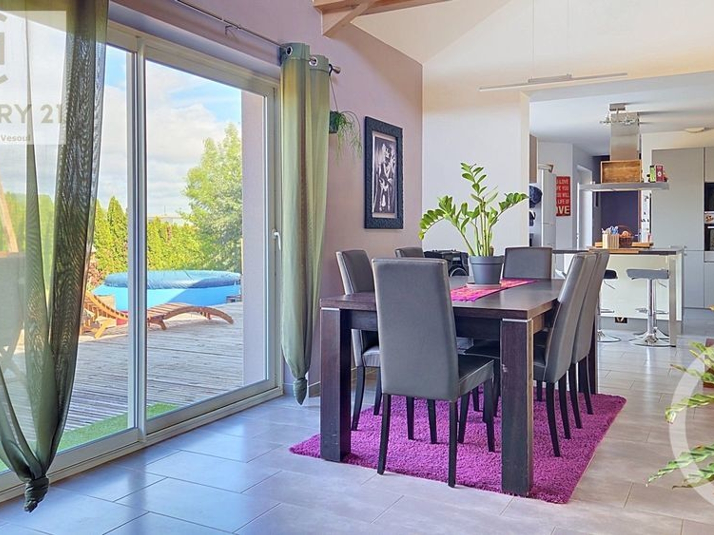 Maison à vendre - 7 pièces - 305m2 - Neuvelle-Lès-Cromary (70190)