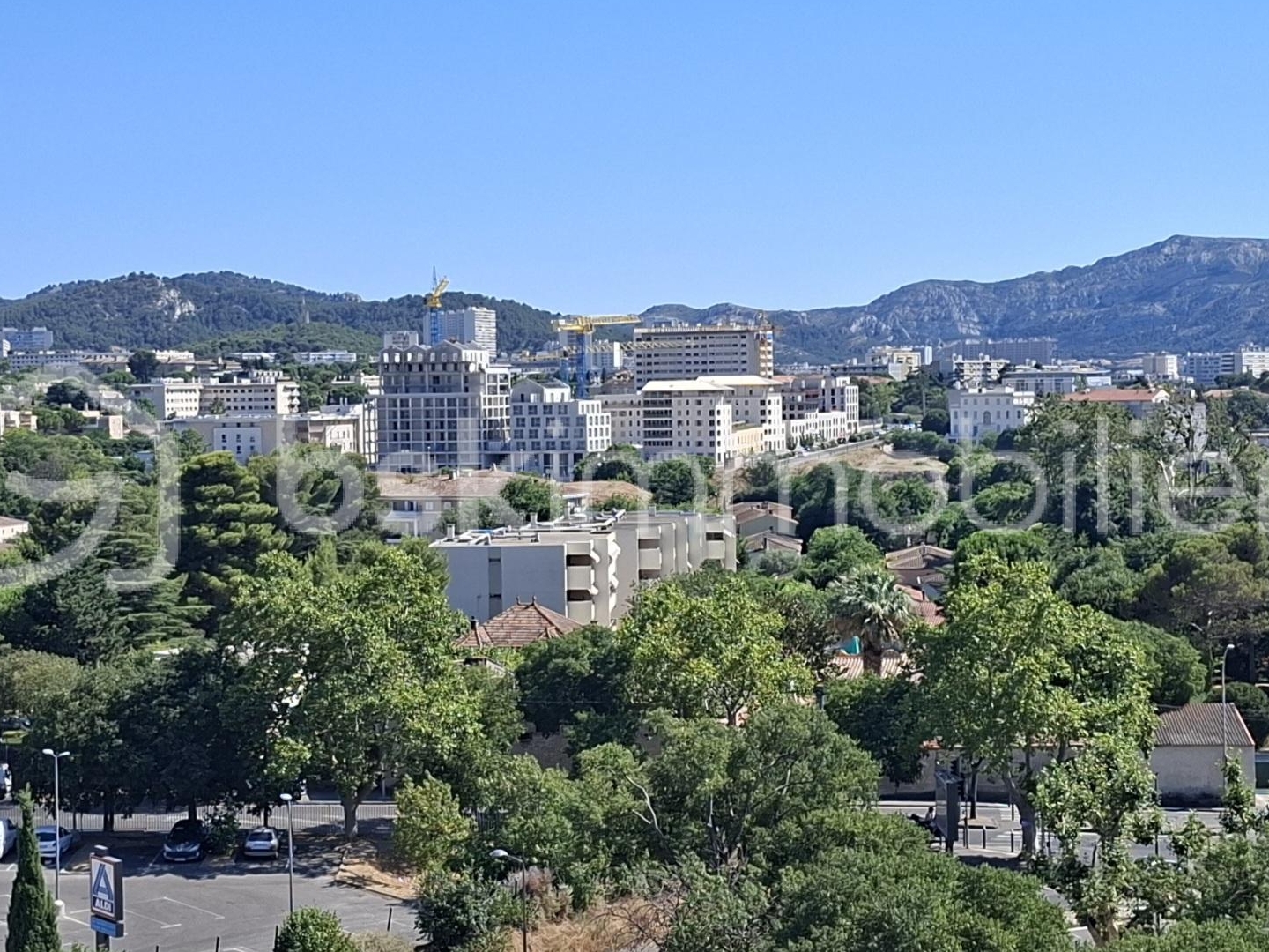 Appartement à vendre - 4 pièces - 75m2 - Marseille 10e (13010)