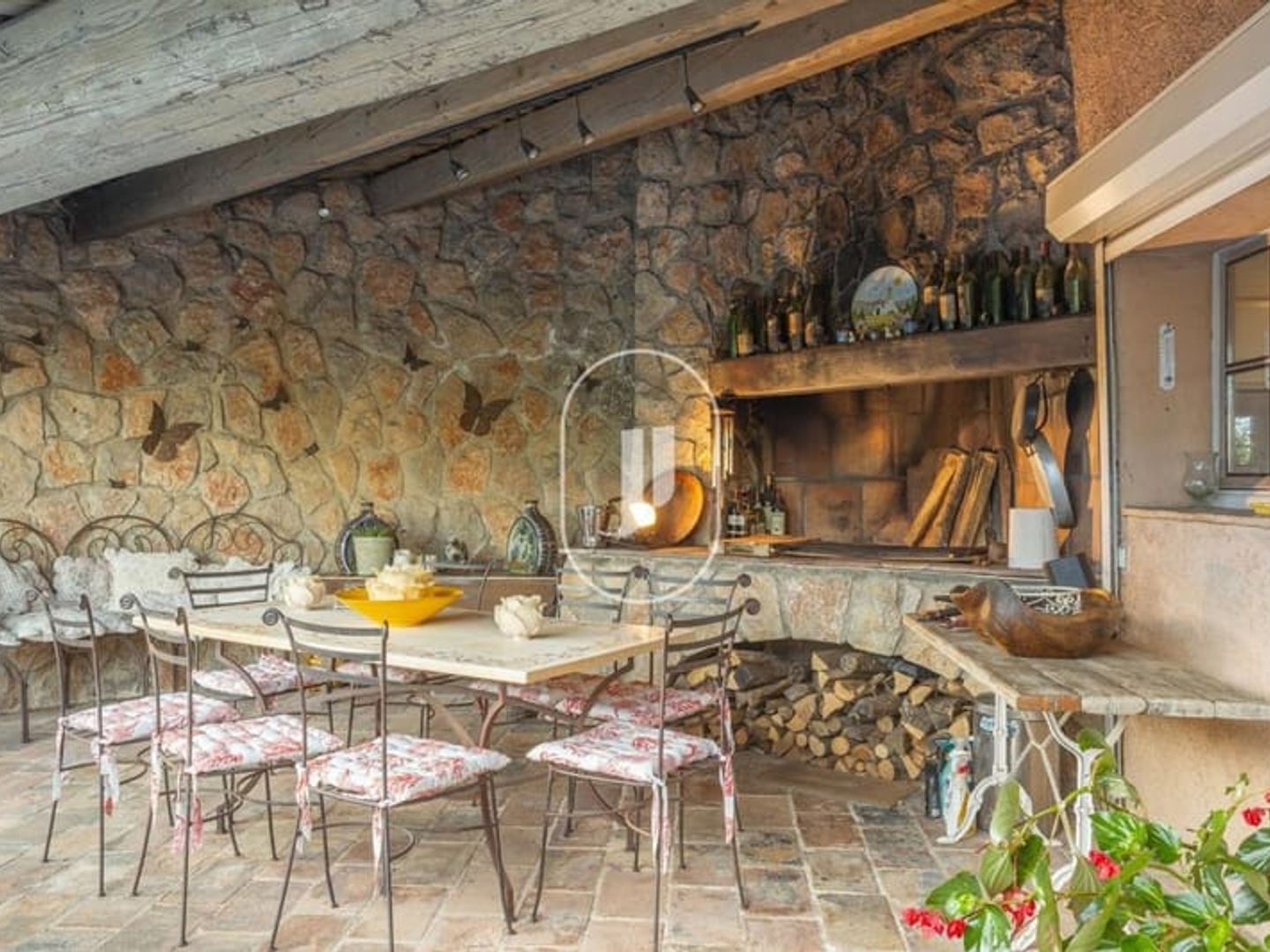 Maison à vendre - 7 pièces - 245m2 - La Garde-Freinet (83680)