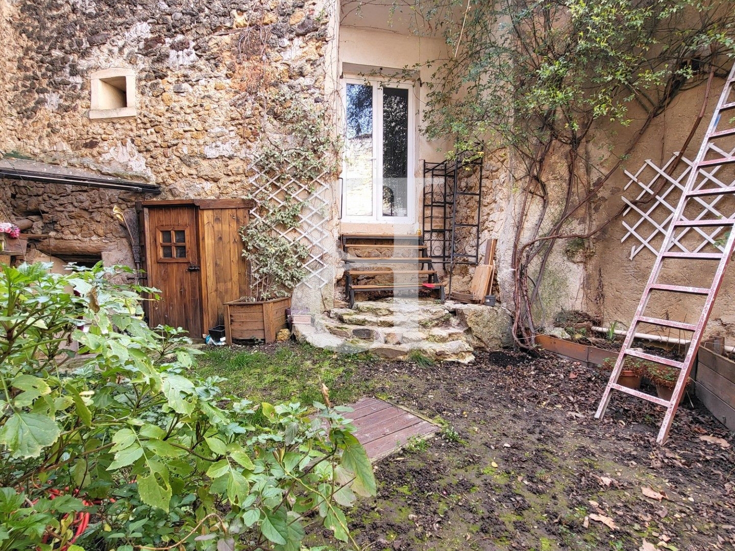 Maison de village avec cour intérieure à Bédoin