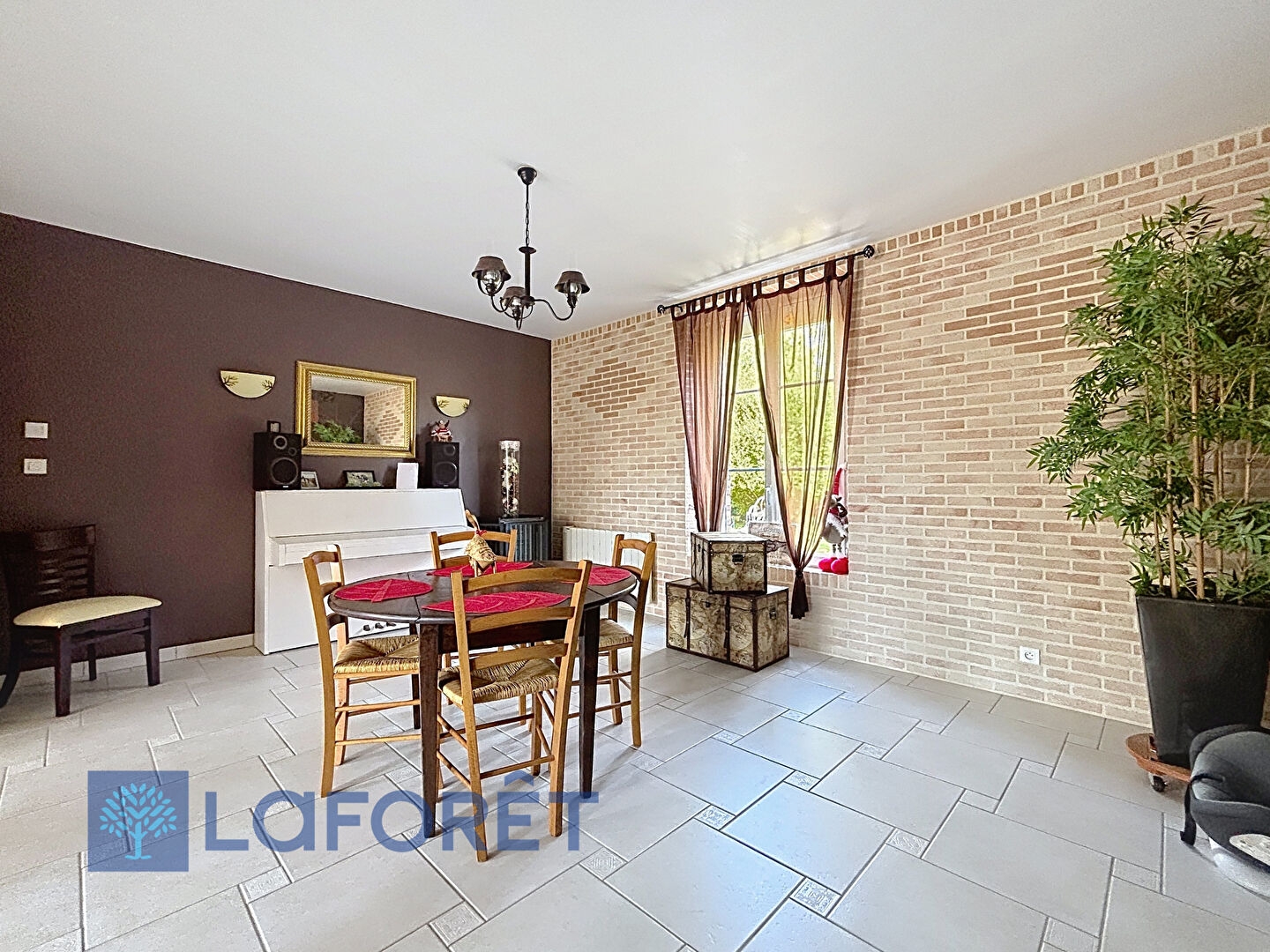 Maison à vendre - 6 pièces - 185m2 - Le Tremblay-Omonv... (27110)