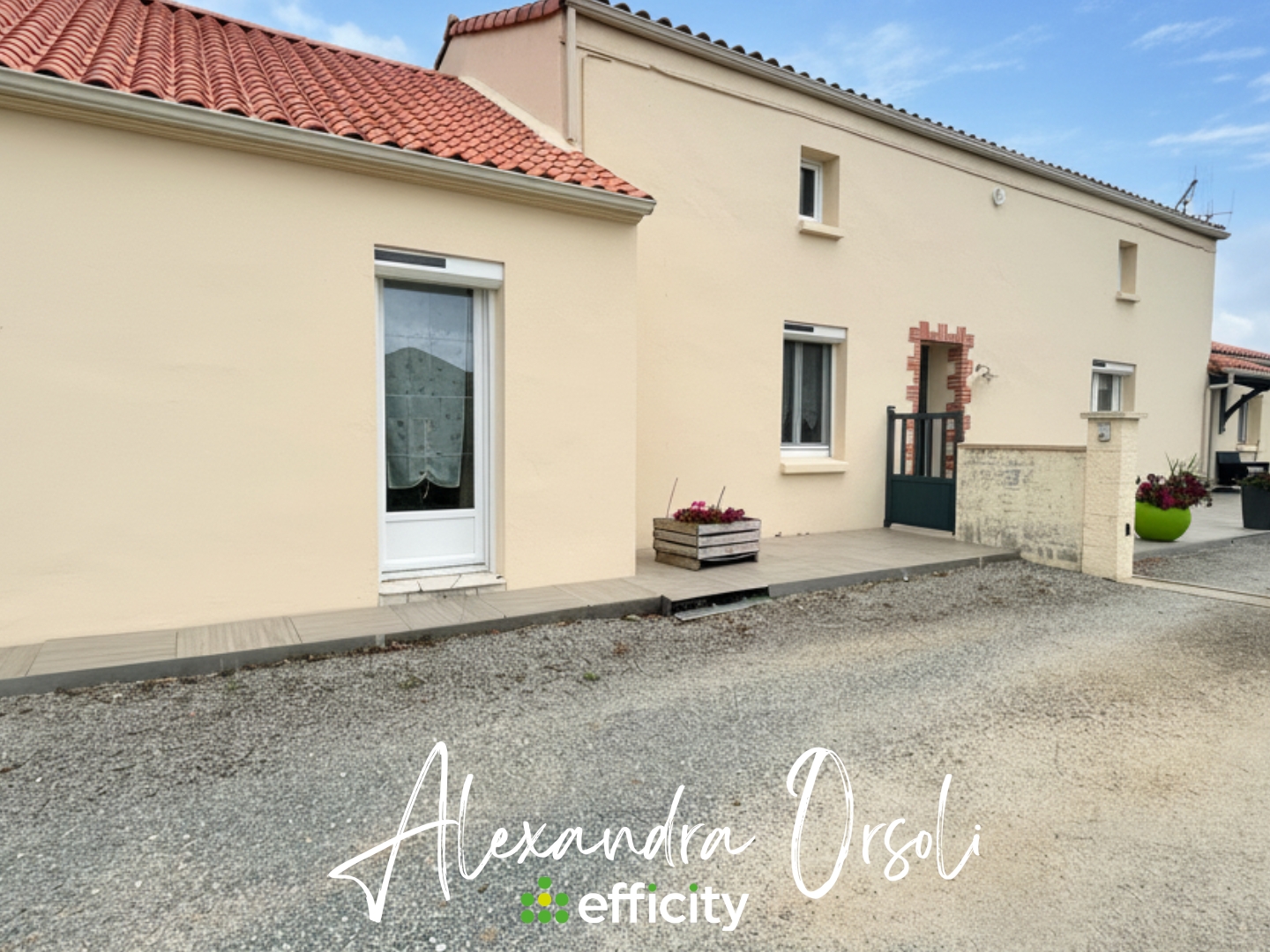 Maison à vendre - 9 pièces - 205m2 - La Garnache (85710)