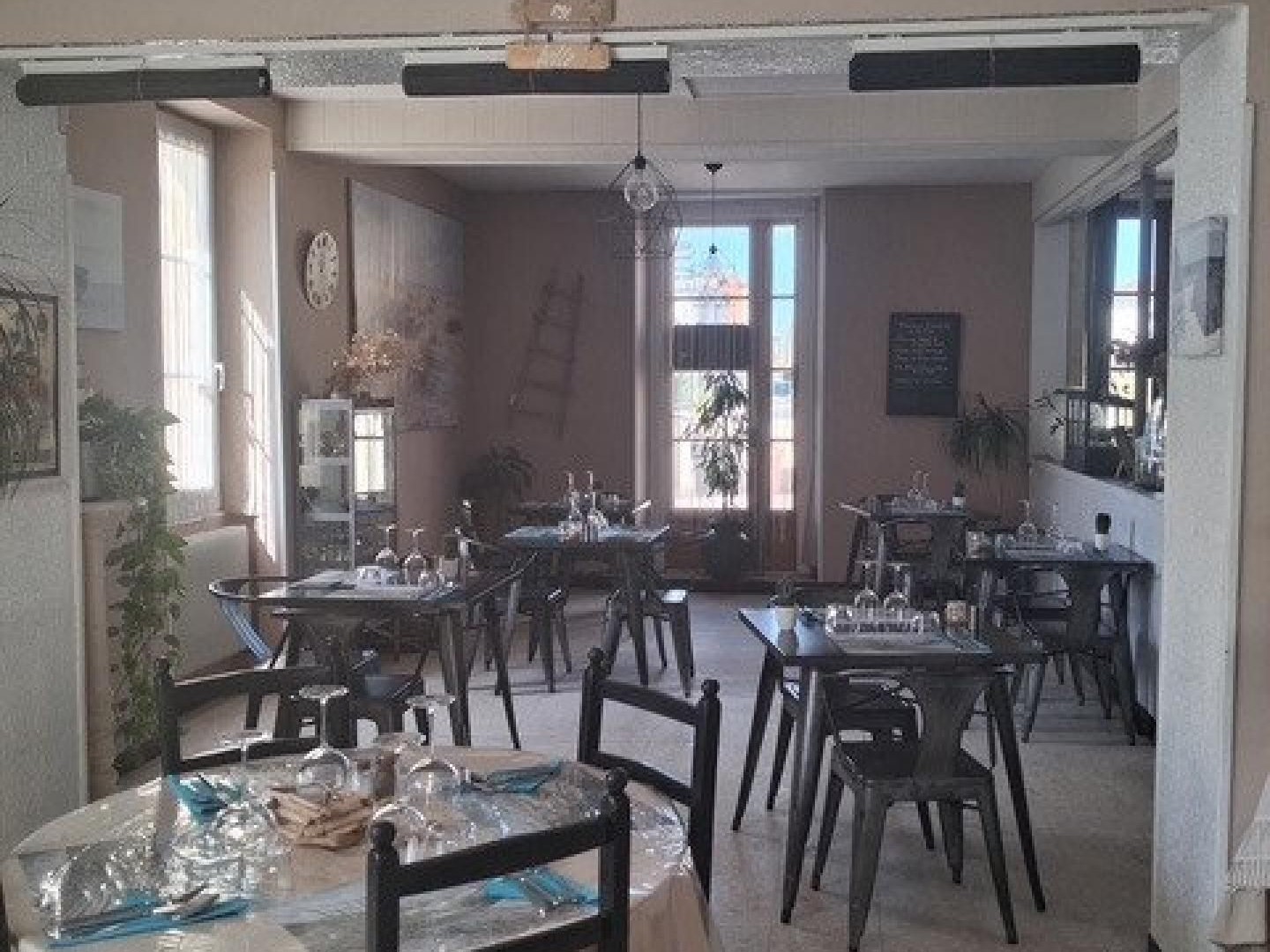 Bureaux à vendre - 16 pièces - 537m2 - Vendays-Montalivet (33930)