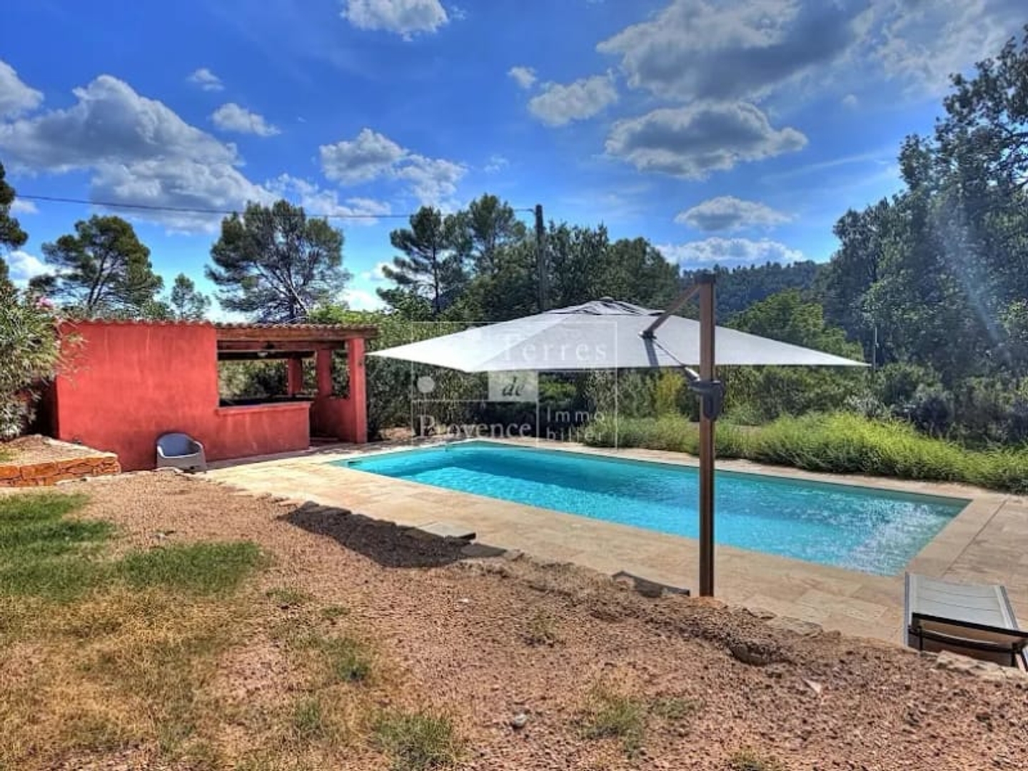 Maison à vendre - 6 pièces - 144m2 - Salernes (83690)