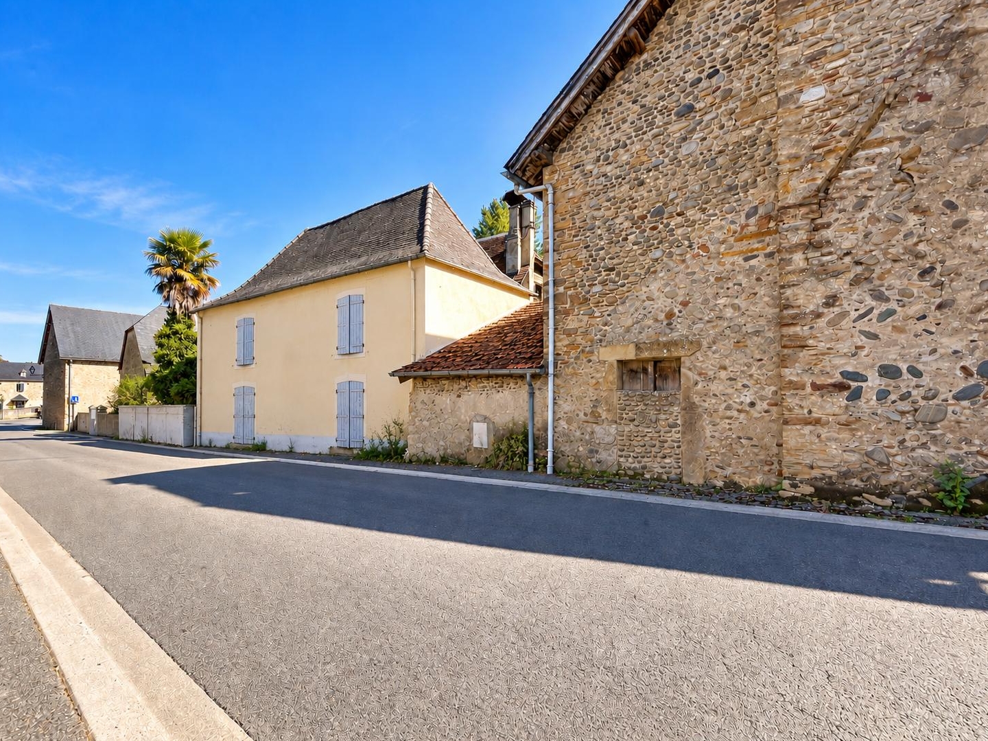 Maison avec dépendance 7 pièces 142 m²