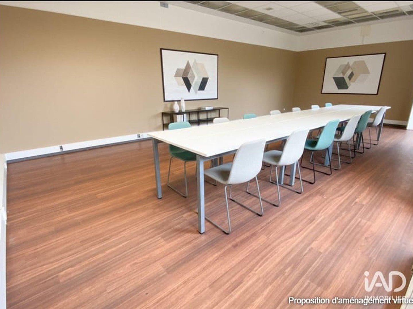 Immeuble commercial 550 m²