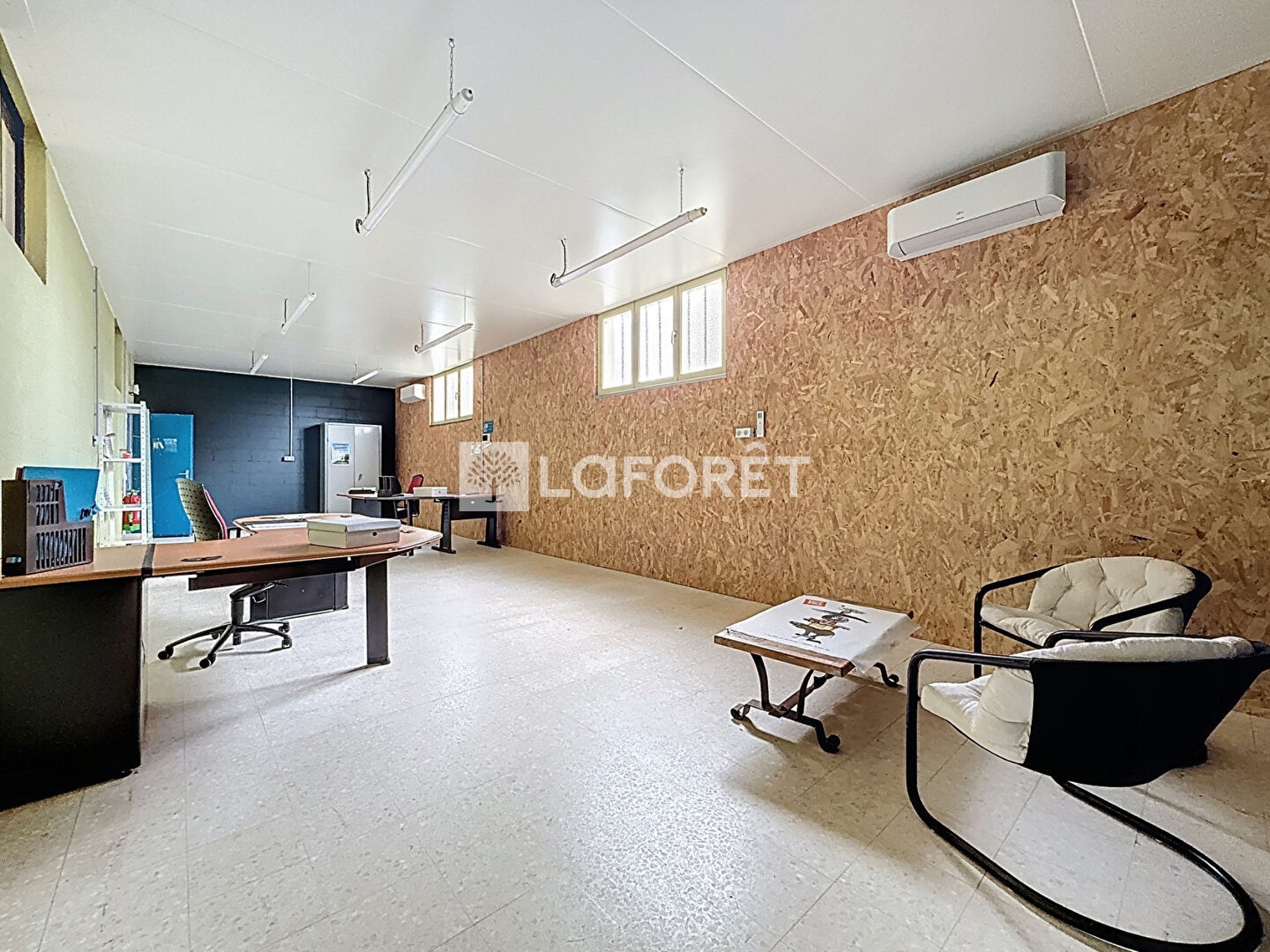 Immeuble commercial 125 m²