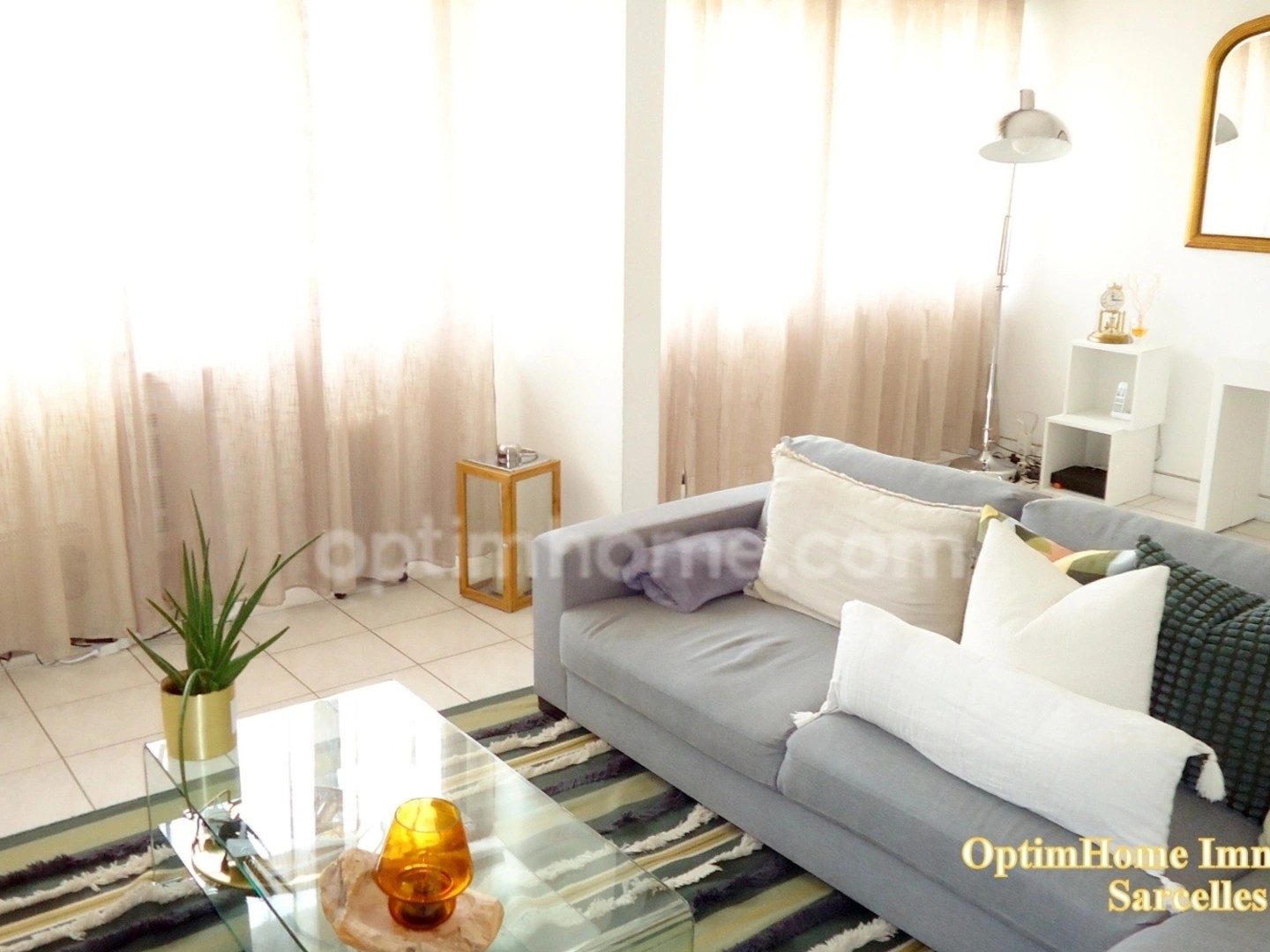 Appartement 4 pièces / 3 Chambres - 89 m2 - 168 000 € FAI