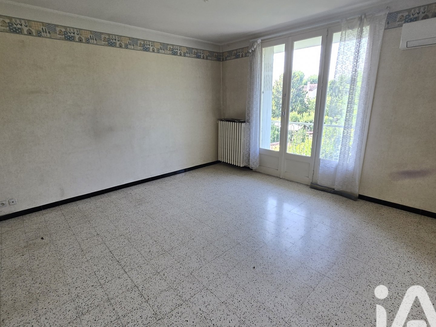 Autre à vendre - 6 pièces - 93m2 - Saint-Christol-Lè... (30380)