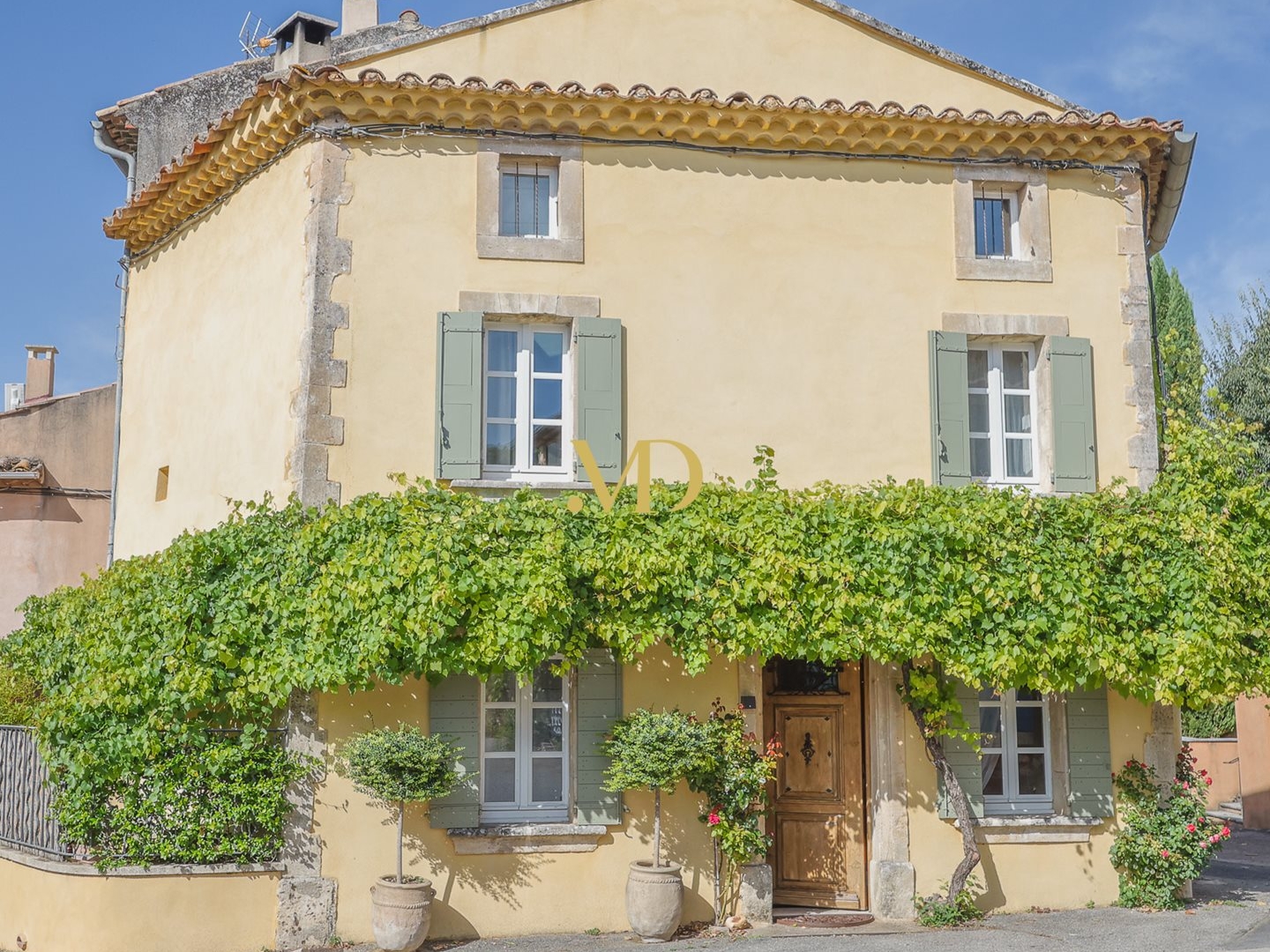 Maison à vendre - 5 pièces - 135m2 - Roussillon (84220)