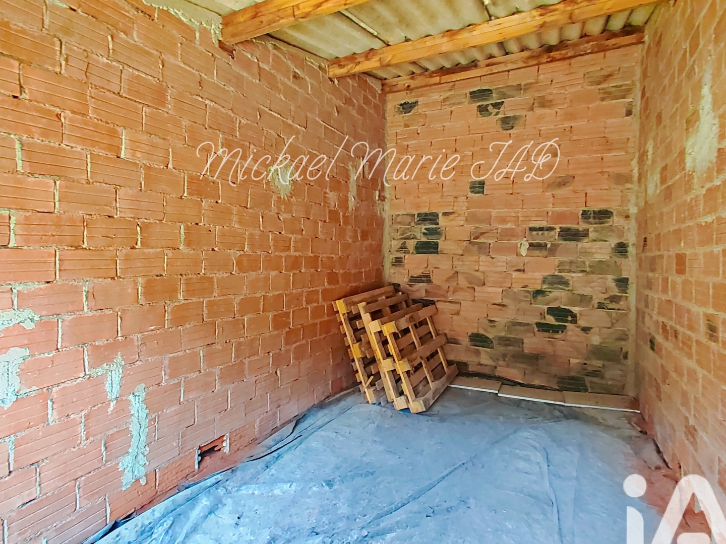Parking / garage / box à vendre - 12m2 - Béziers (34500)