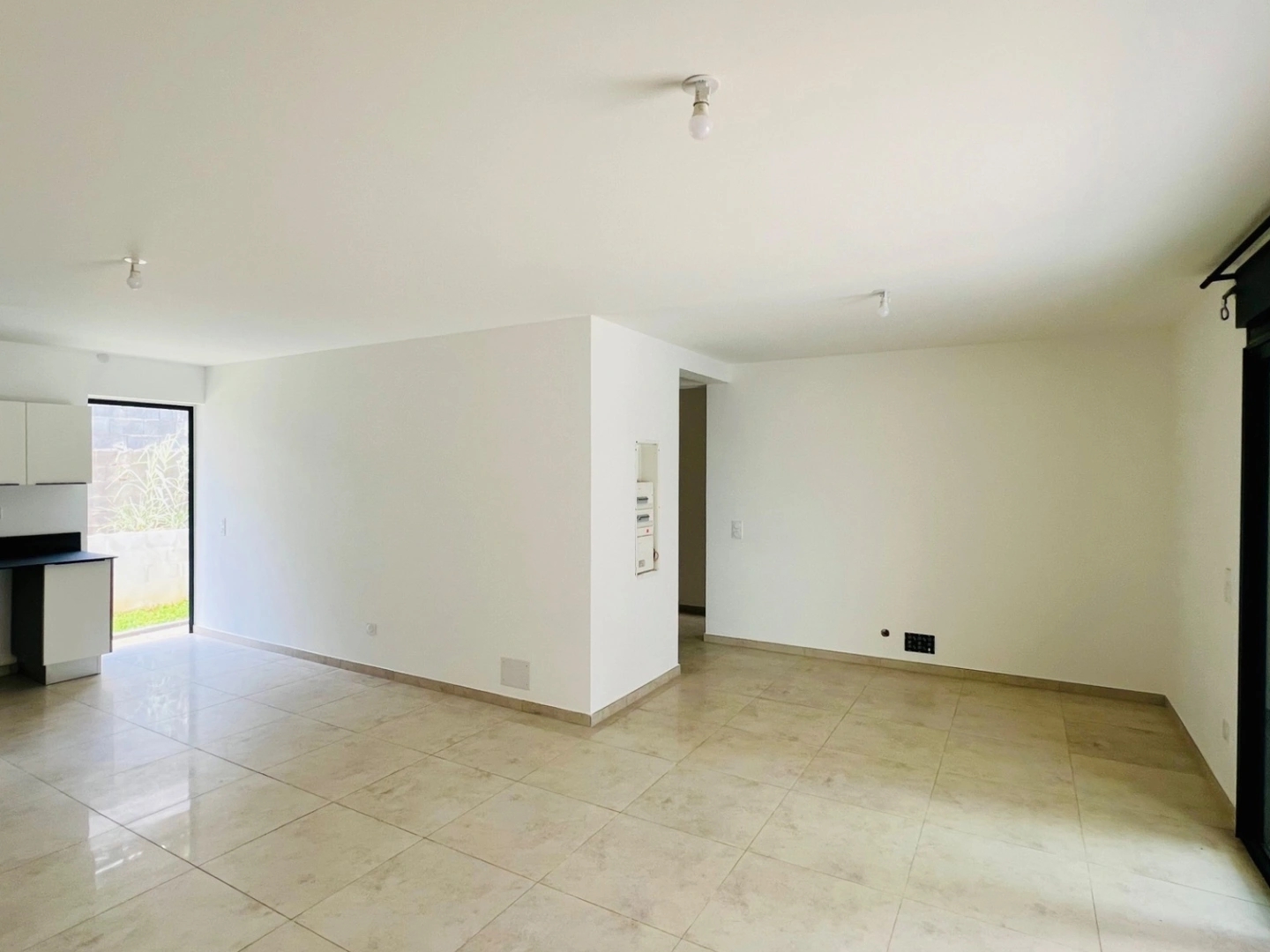 Maison à vendre - 3 pièces - 90m2 - Saint-Paul (97435)