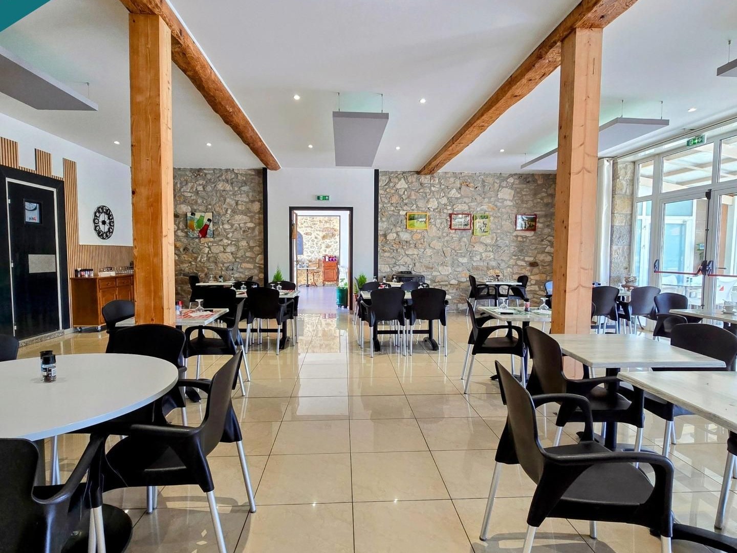 Bureaux 11 pièces 560 m²