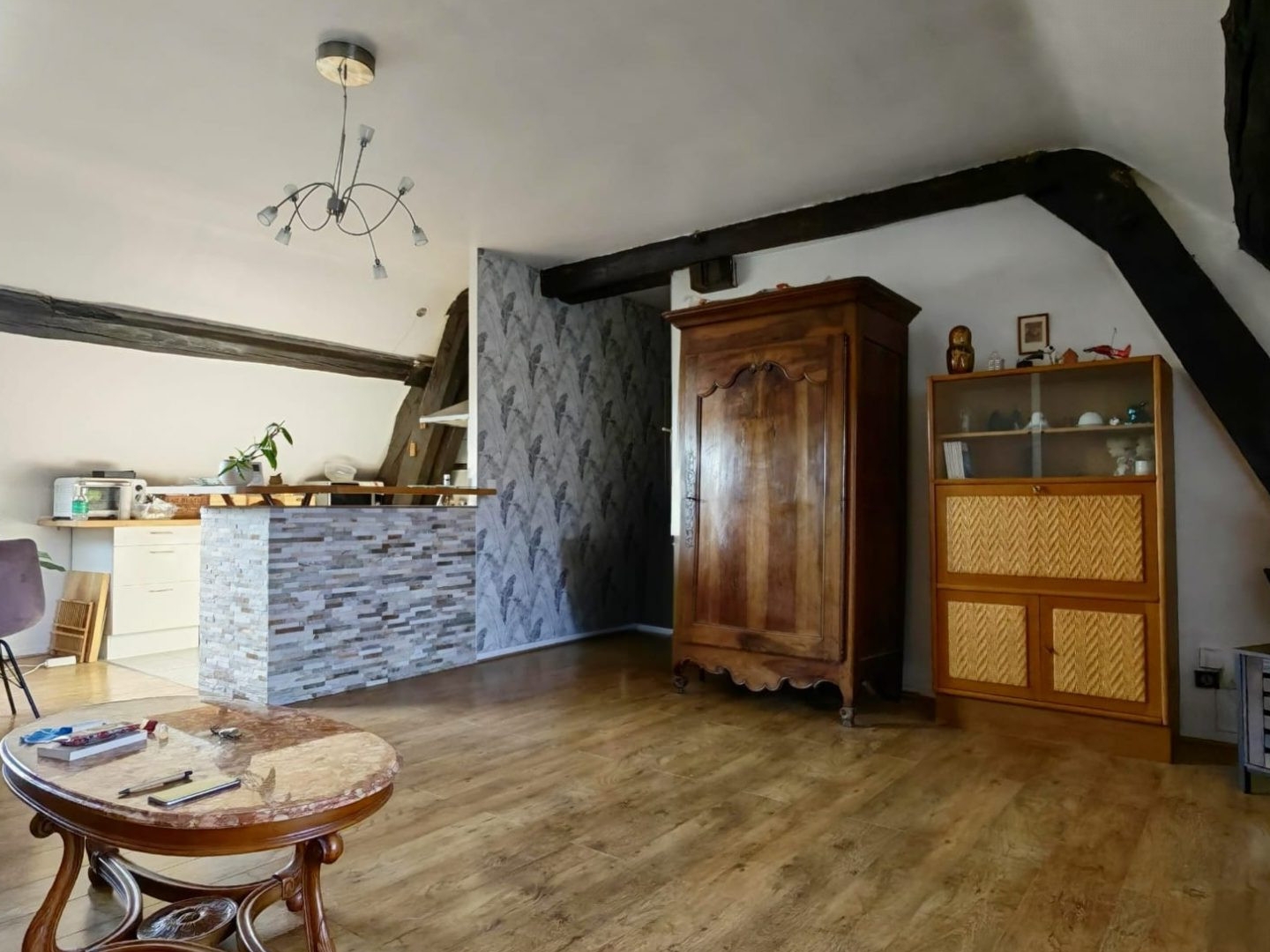 Grand studio proche du centre ville