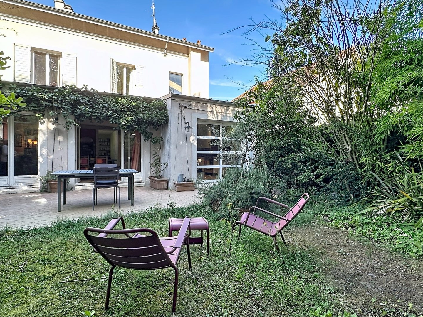 Maison de caractère 216 m² avec jardin et charme de l'ancien!