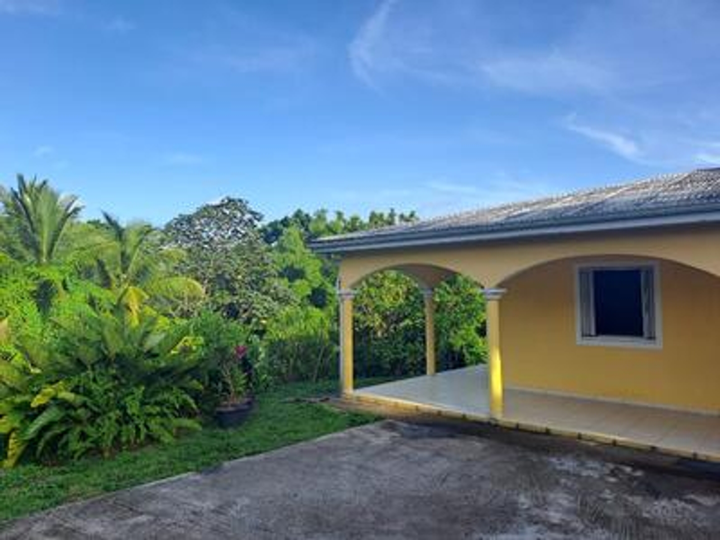 Maison de plain-pied avec 1 700 m² de terrain au coeur de la campagne du Gros-Morne