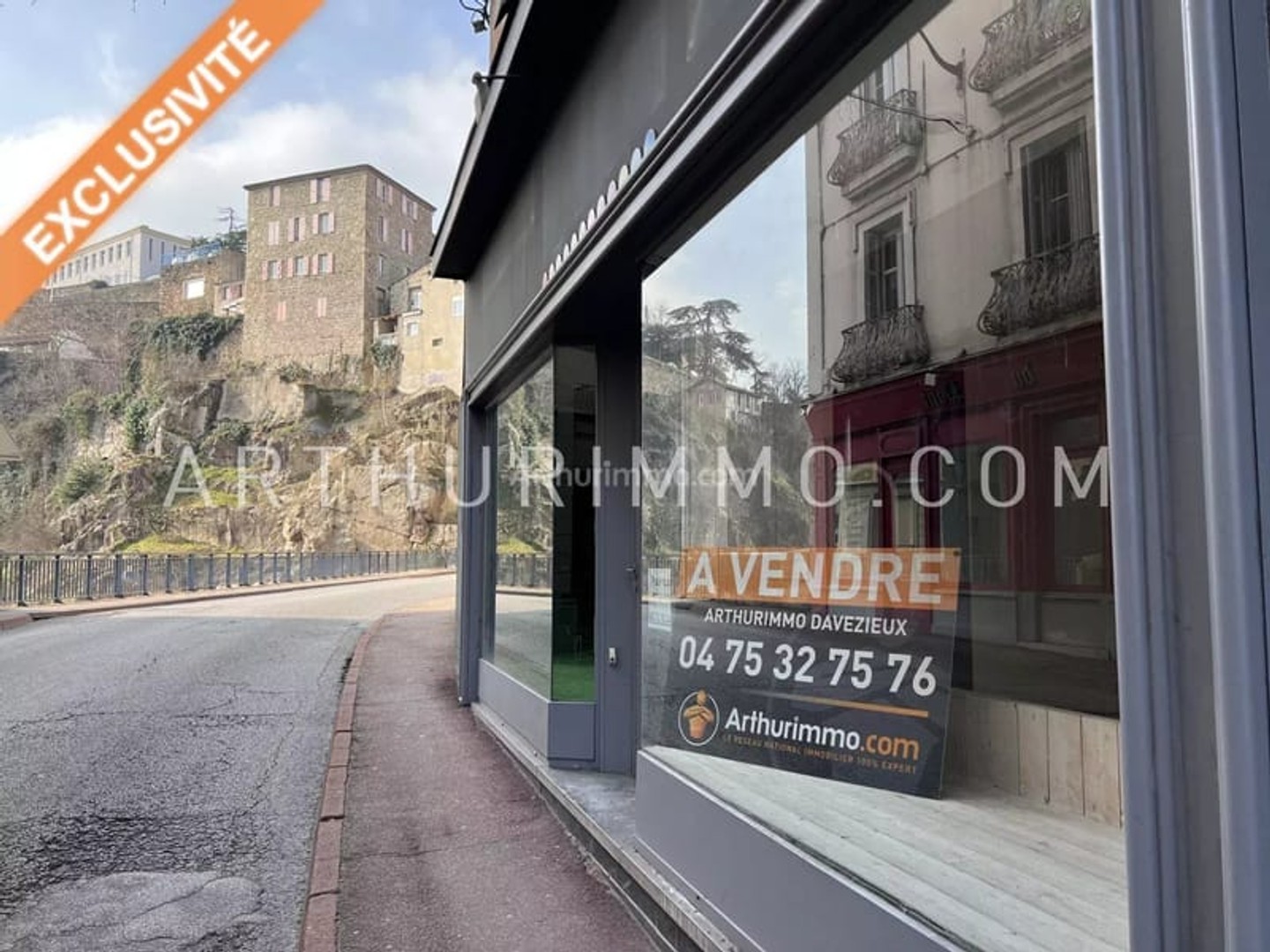 Bureaux 2 pièces 87 m²
