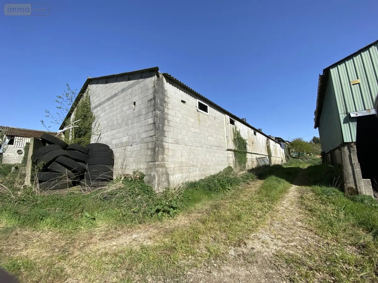 Locaux à vendre - 1450m2 - La Motte-Servolex (73290)