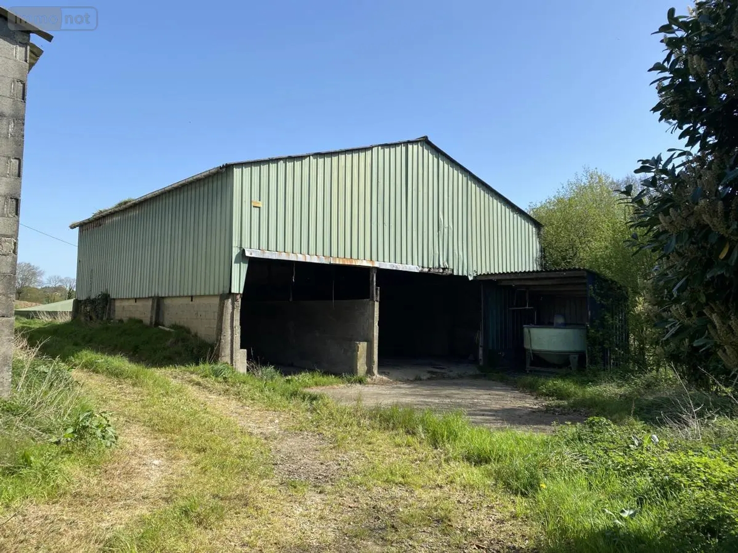 Locaux à vendre - 1450m2 - La Motte-Servolex (73290)